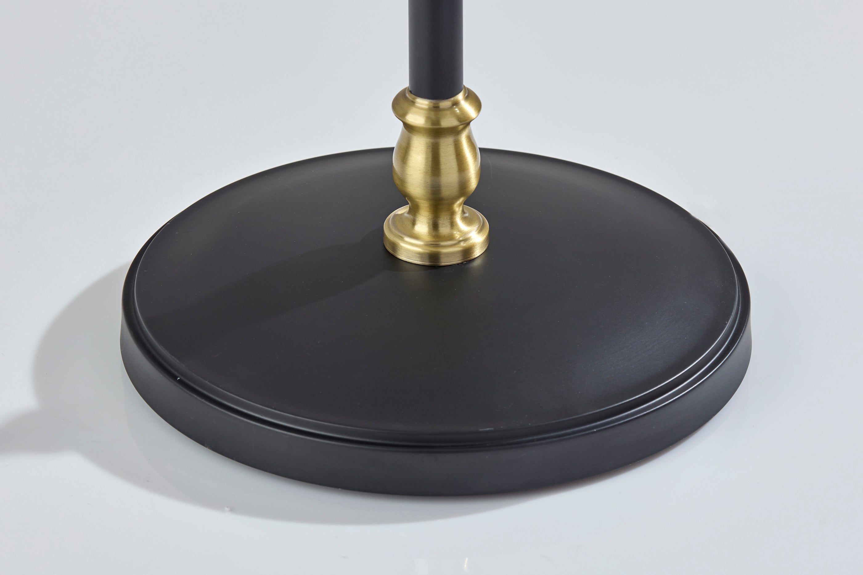 Elijah Floor Lamp-Lighting-DECOROLALA