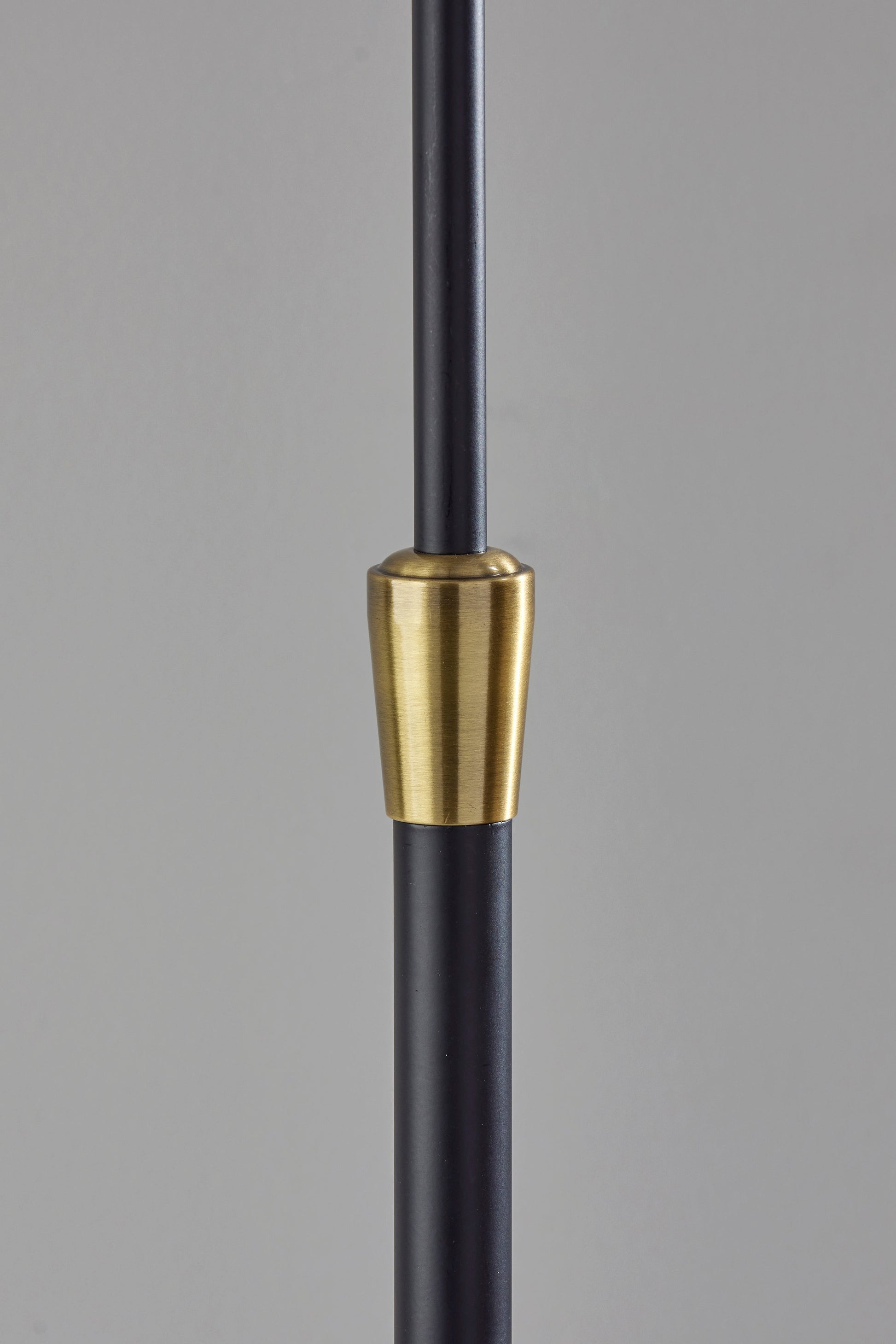 Elijah Floor Lamp-Lighting-DECOROLALA