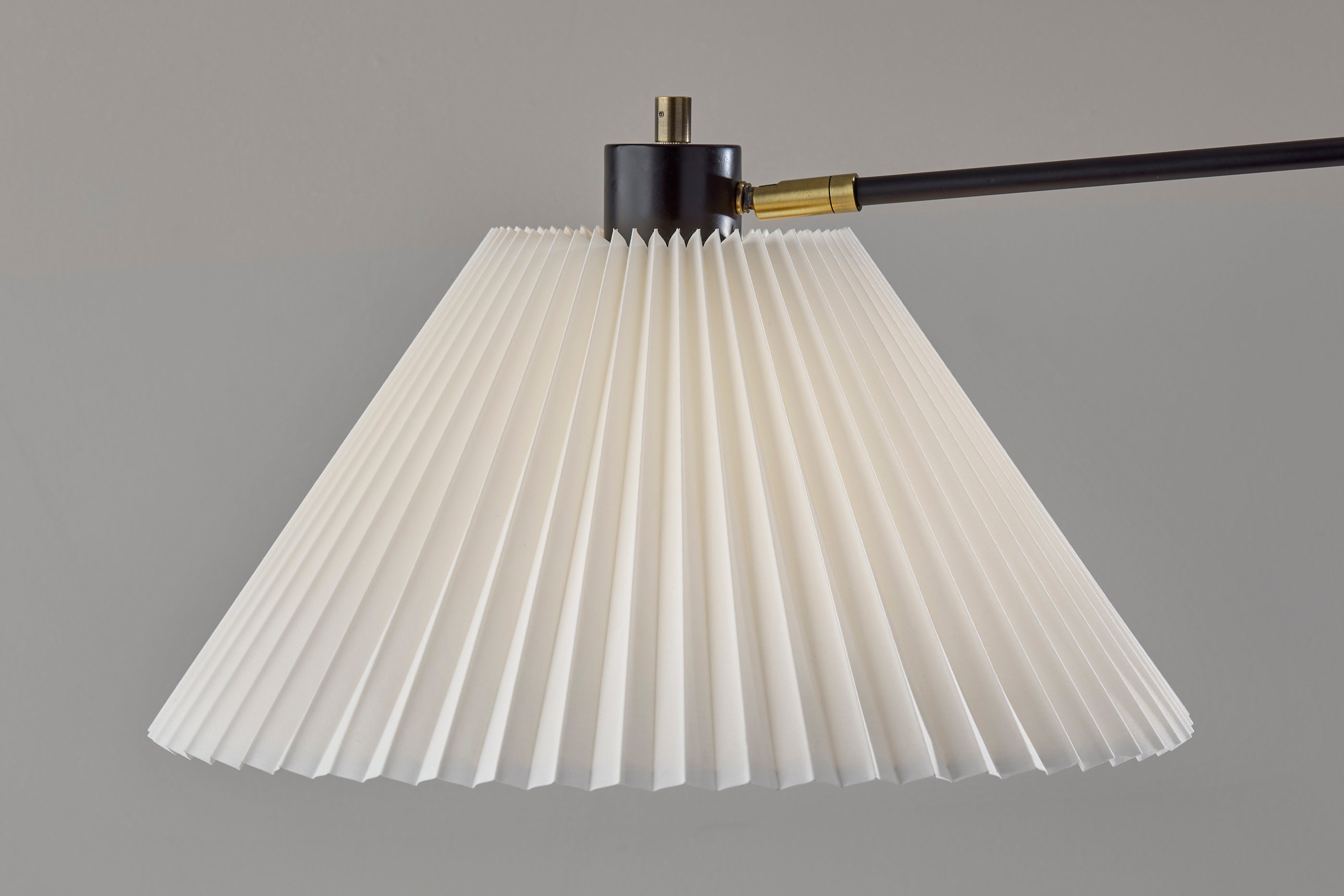 Elijah Floor Lamp-Lighting-DECOROLALA