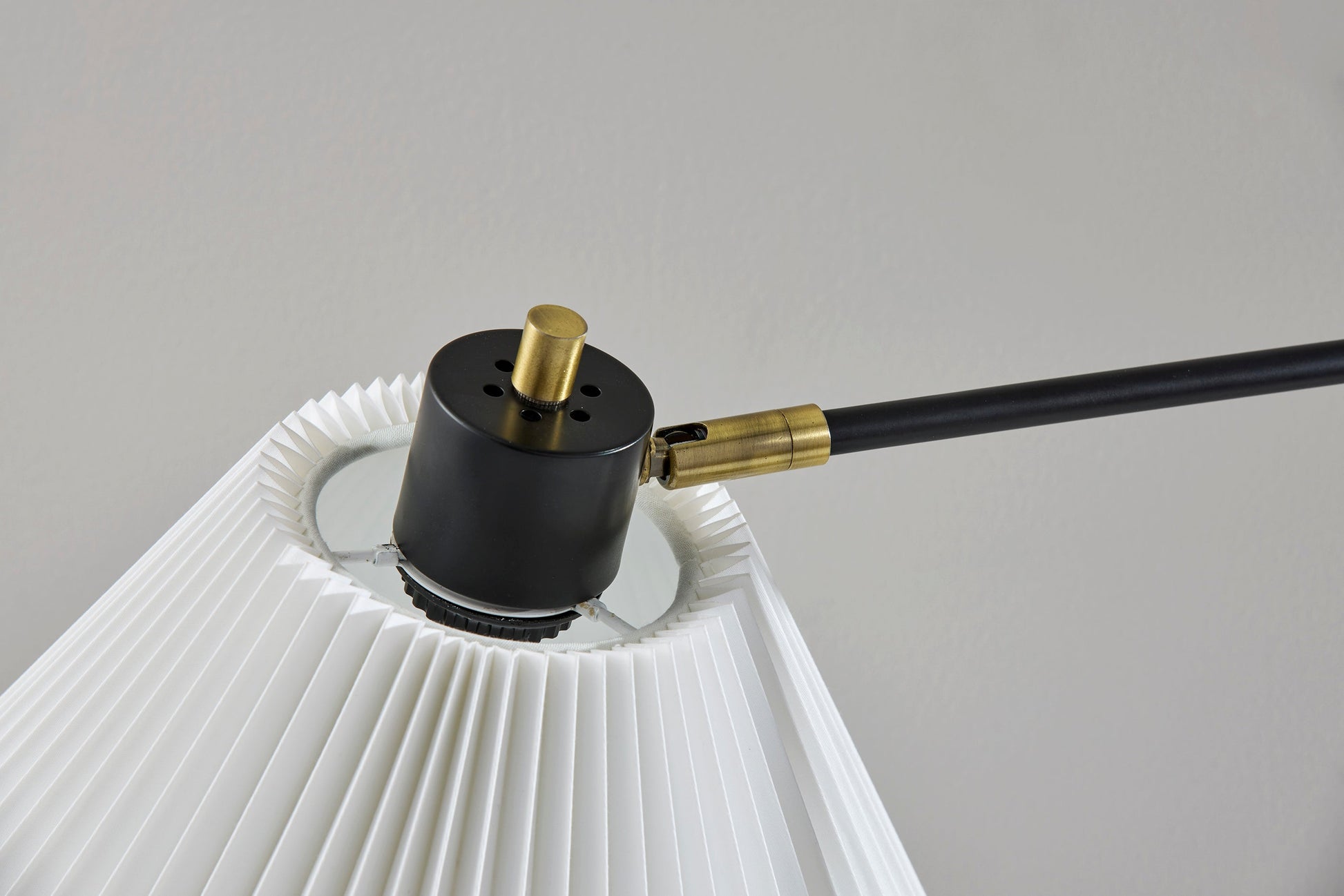 Elijah Table Lamp-Lighting-DECOROLALA