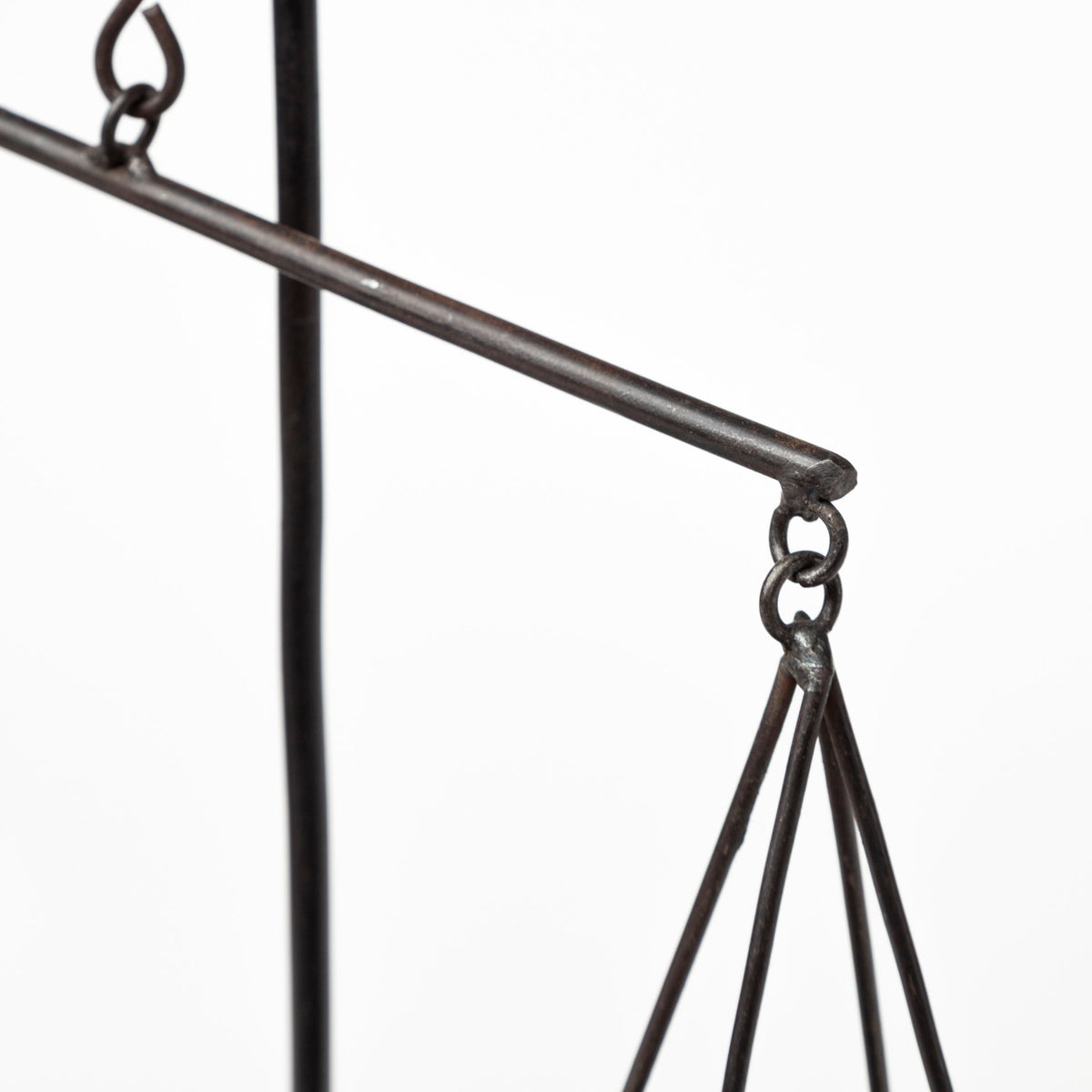 Ellis 10L x 4W Black Metal Vintage Inspired Weighing Scale-Objects-DECOROLALA