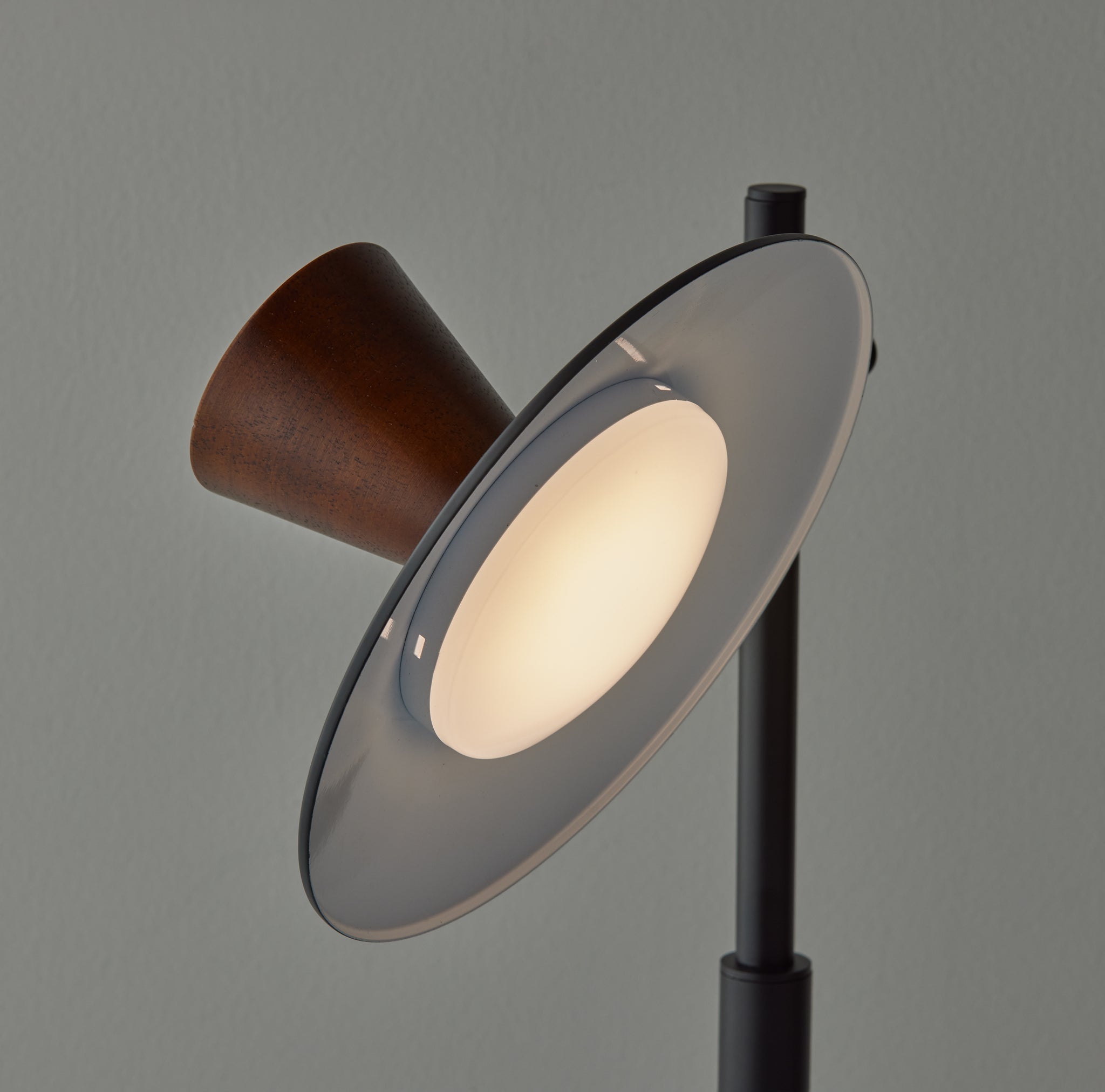 Elmore LED Desk Lamp w. Smart Switch-Lighting-DECOROLALA