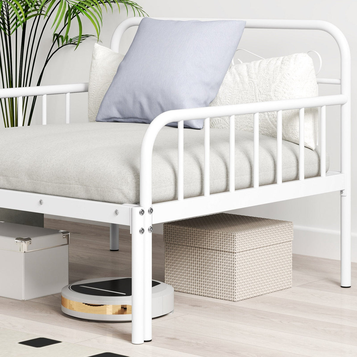 Extendable Metal Daybed to Twin Size Bed with Guardrails and Armrests-Trundle Bed Frame-DECOROLALA