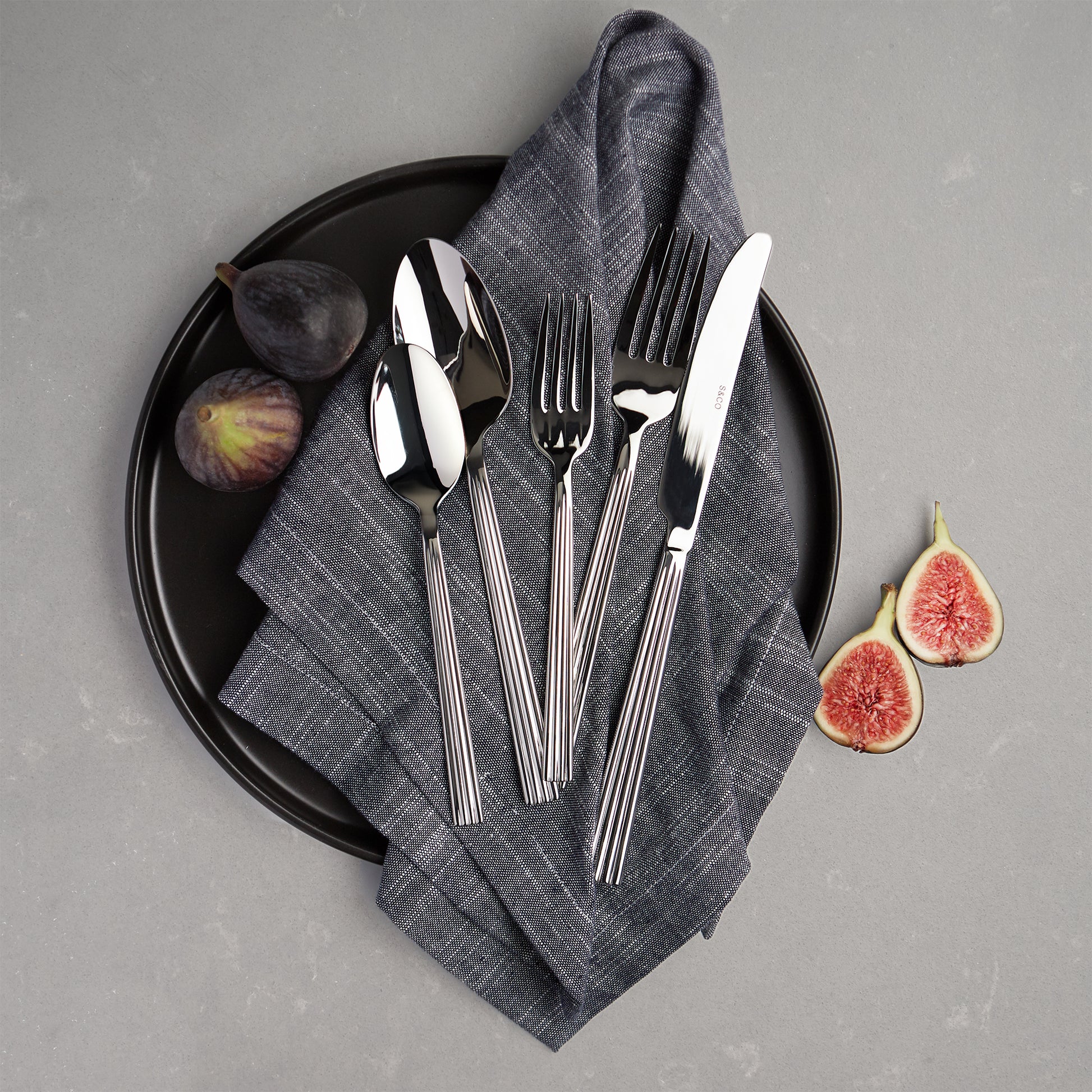 Flatware 18/10 Stainless Steel 20pc Set-Cutlery and Flatware-DECOROLALA