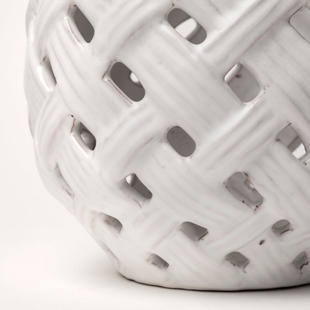 Forillon I Short White Glazed Lattice Pattern Vase-Vase-DECOROLALA