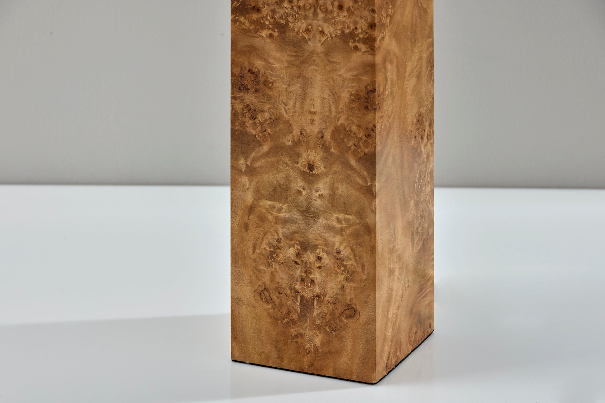 Frederick Table Lamp-Lighting-DECOROLALA