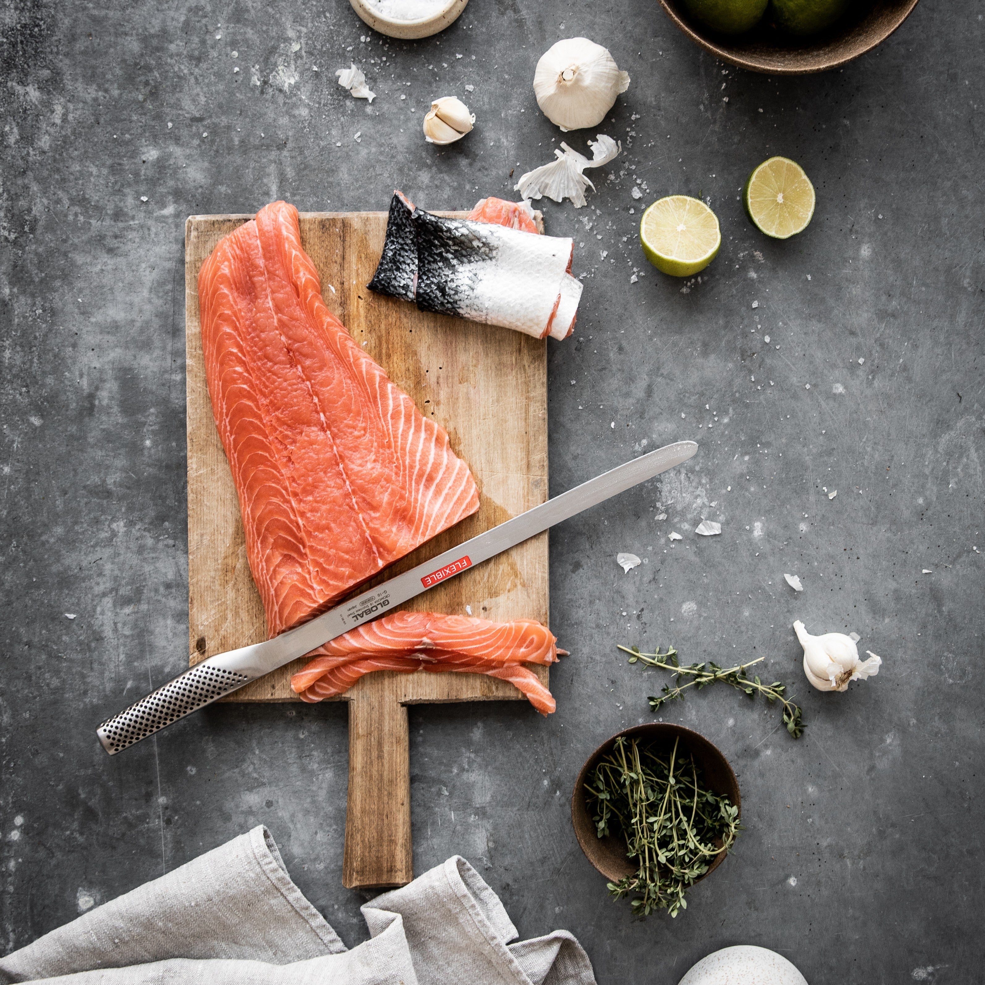 GLOBAL 12-Inch Ham & Salmon Slicer | Flexible Japanese Steel Knife-Kitchen Knives-DECOROLALA