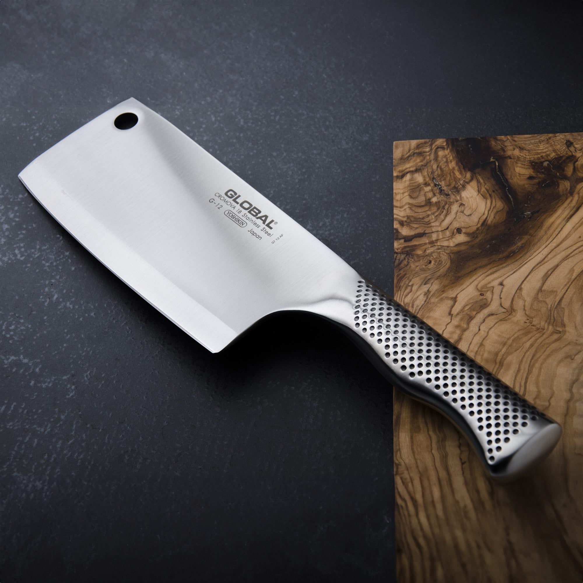 GLOBAL Meat Chopper 16cm – Compact Cleaver, CROMOVA 18 Steel, Japan-n/a-DECOROLALA