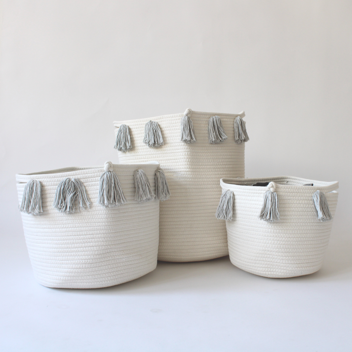 Grey Tassel Basket - Large-Baskets-DECOROLALA