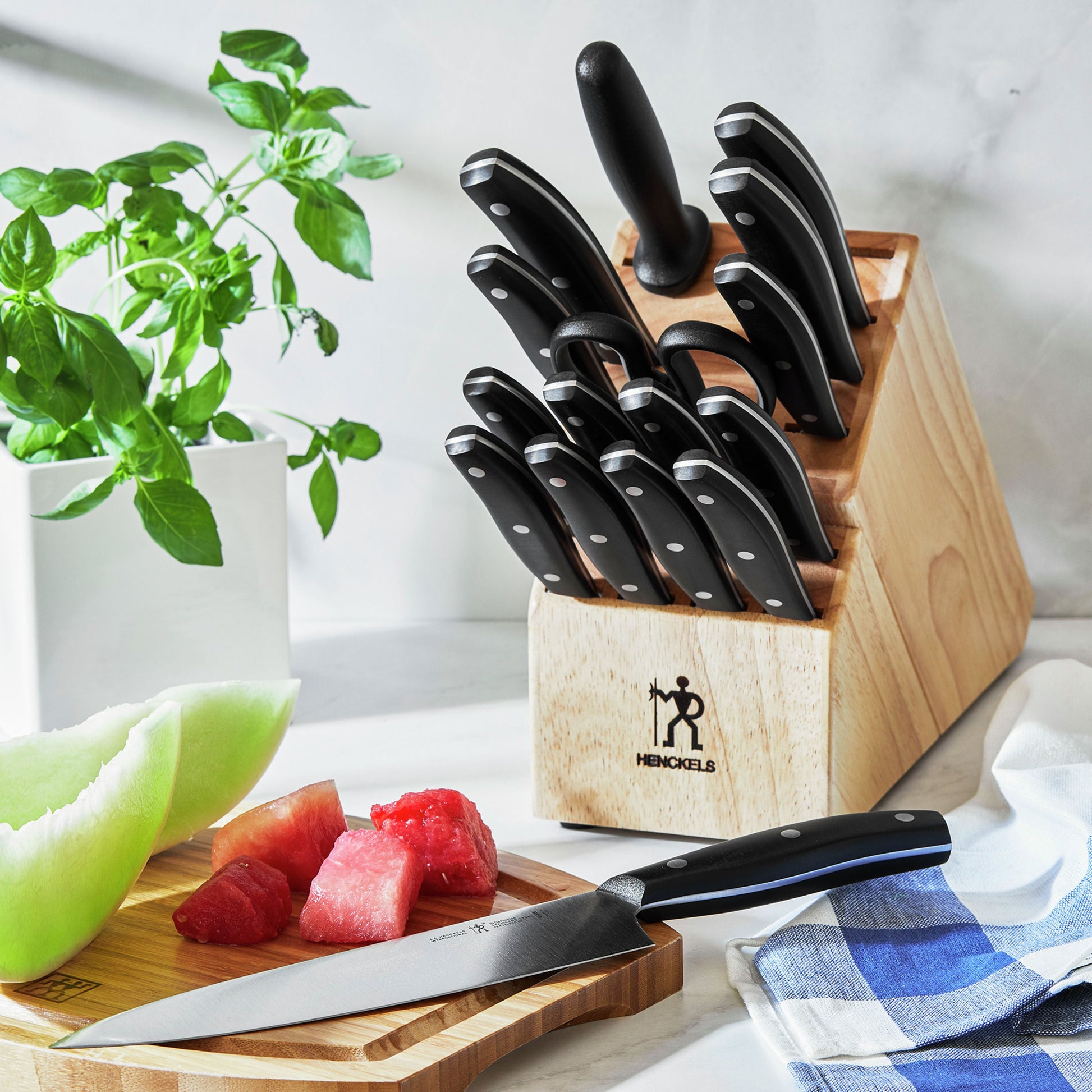 HENCKELS Definition 17 Piece Block Set With Bonus Cheese Set, Nature-Knife Block-DECOROLALA