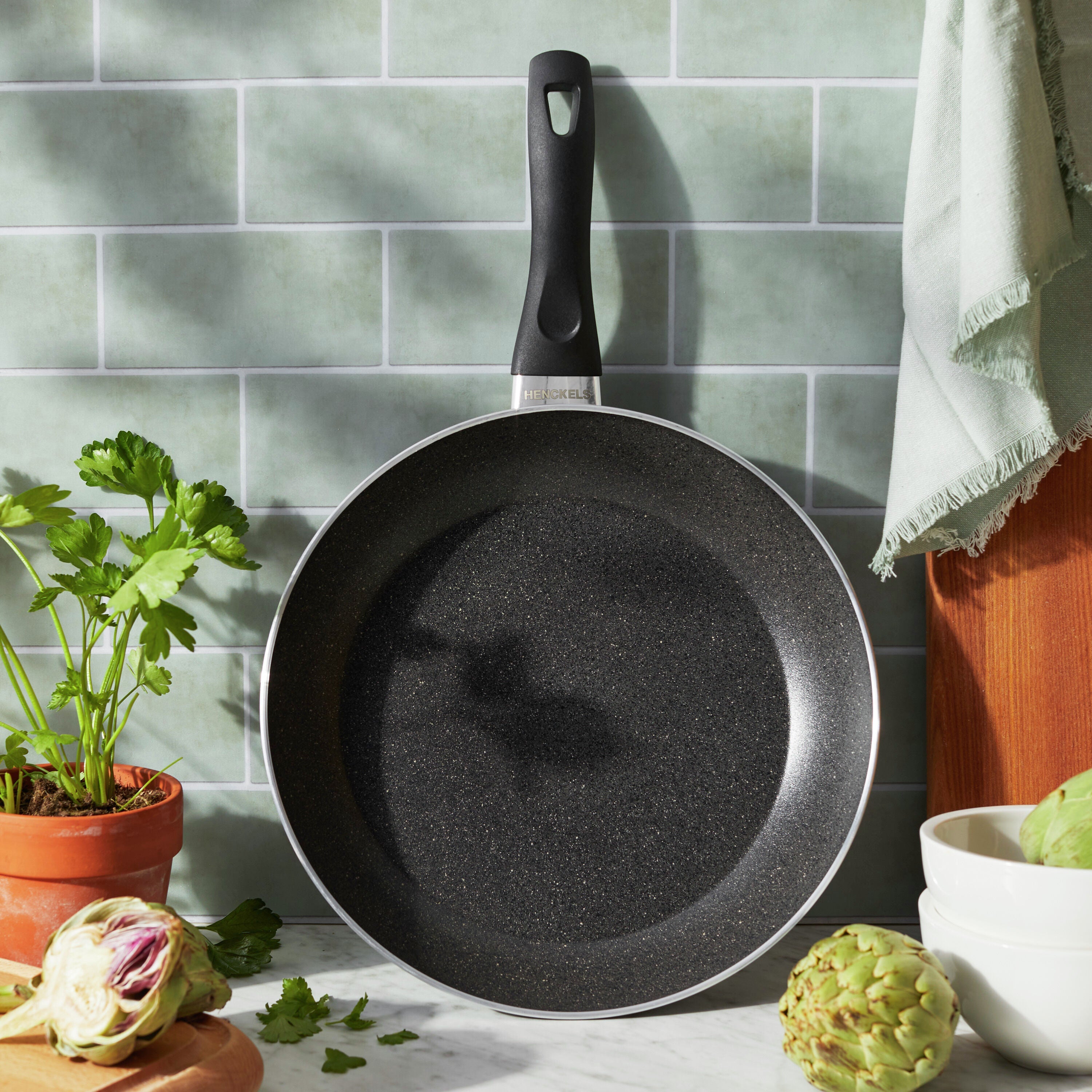 HENCKELS EverLift 30 cm / 12 inch Aluminum Fry Pan - Granite-Frying Pan-DECOROLALA