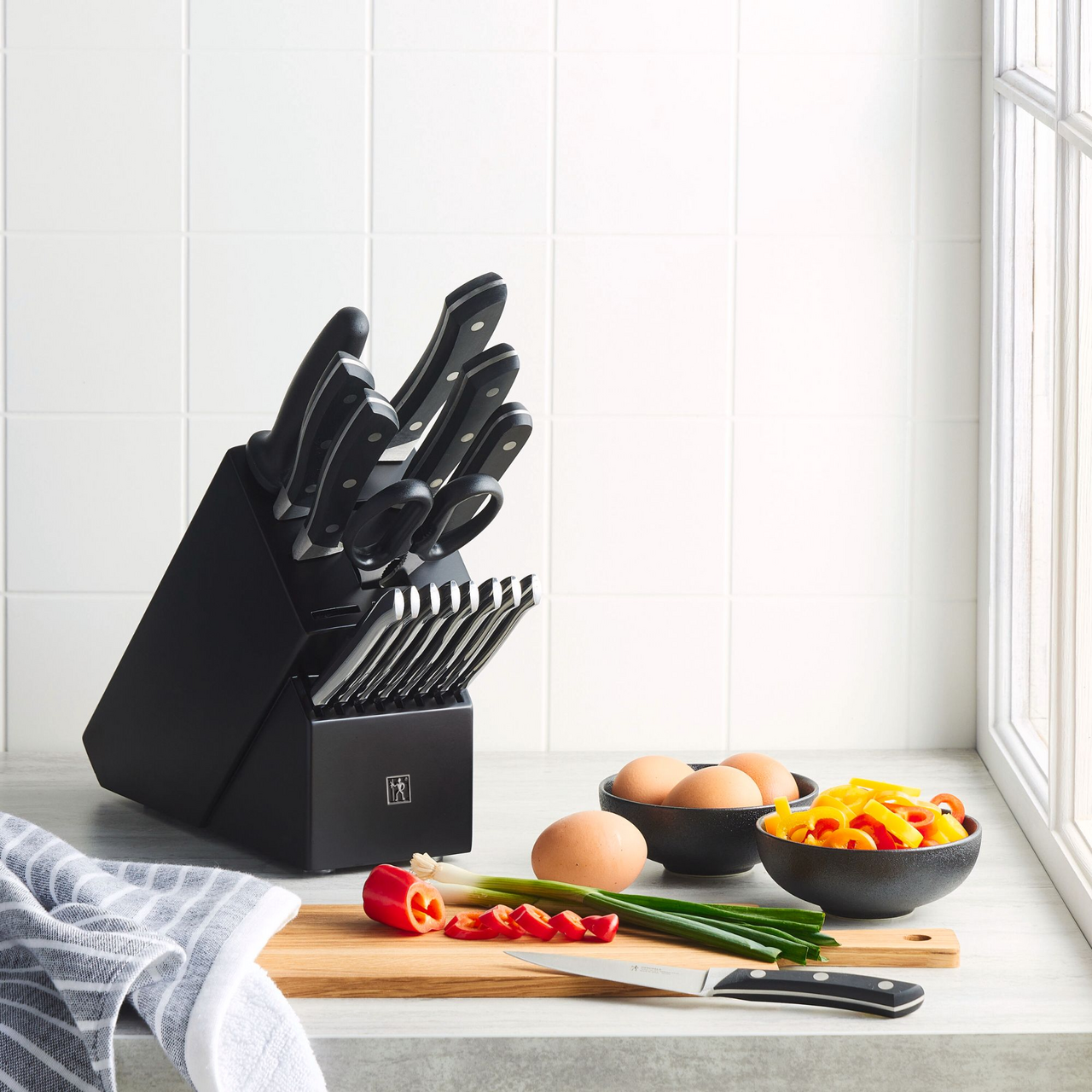 HENCKELS Forged Aviara 17 Piece Knife Block Set-Knife Block-DECOROLALA