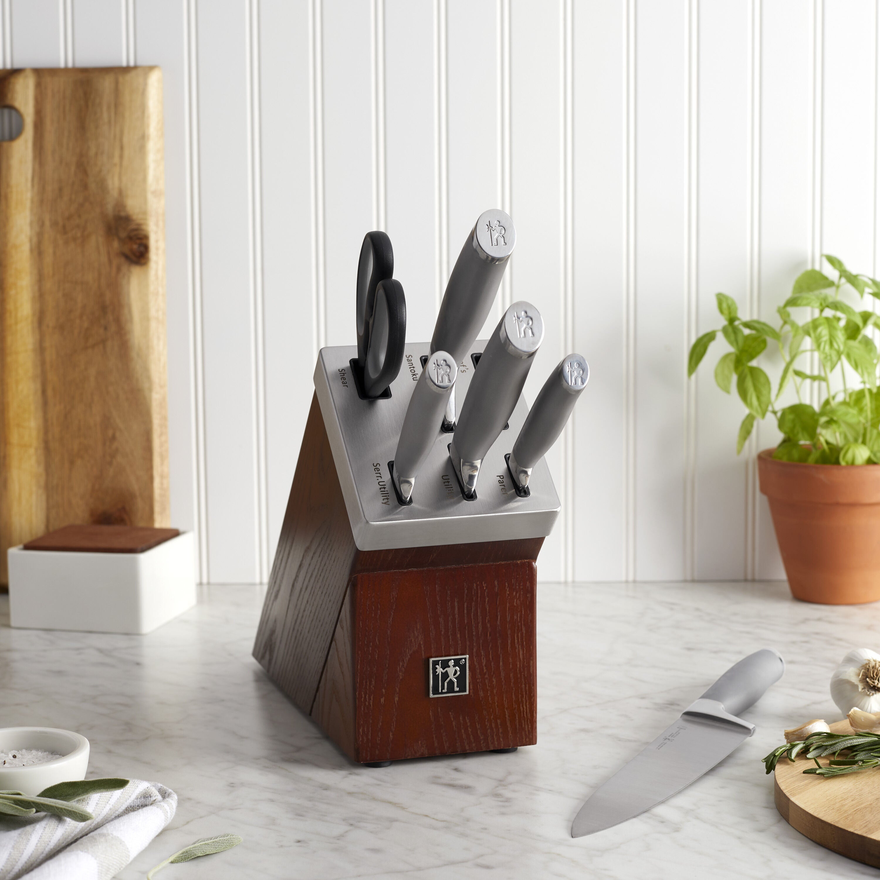 HENCKELS Modernist 7 Piece, Knife Block Set, Brown-n/a-DECOROLALA
