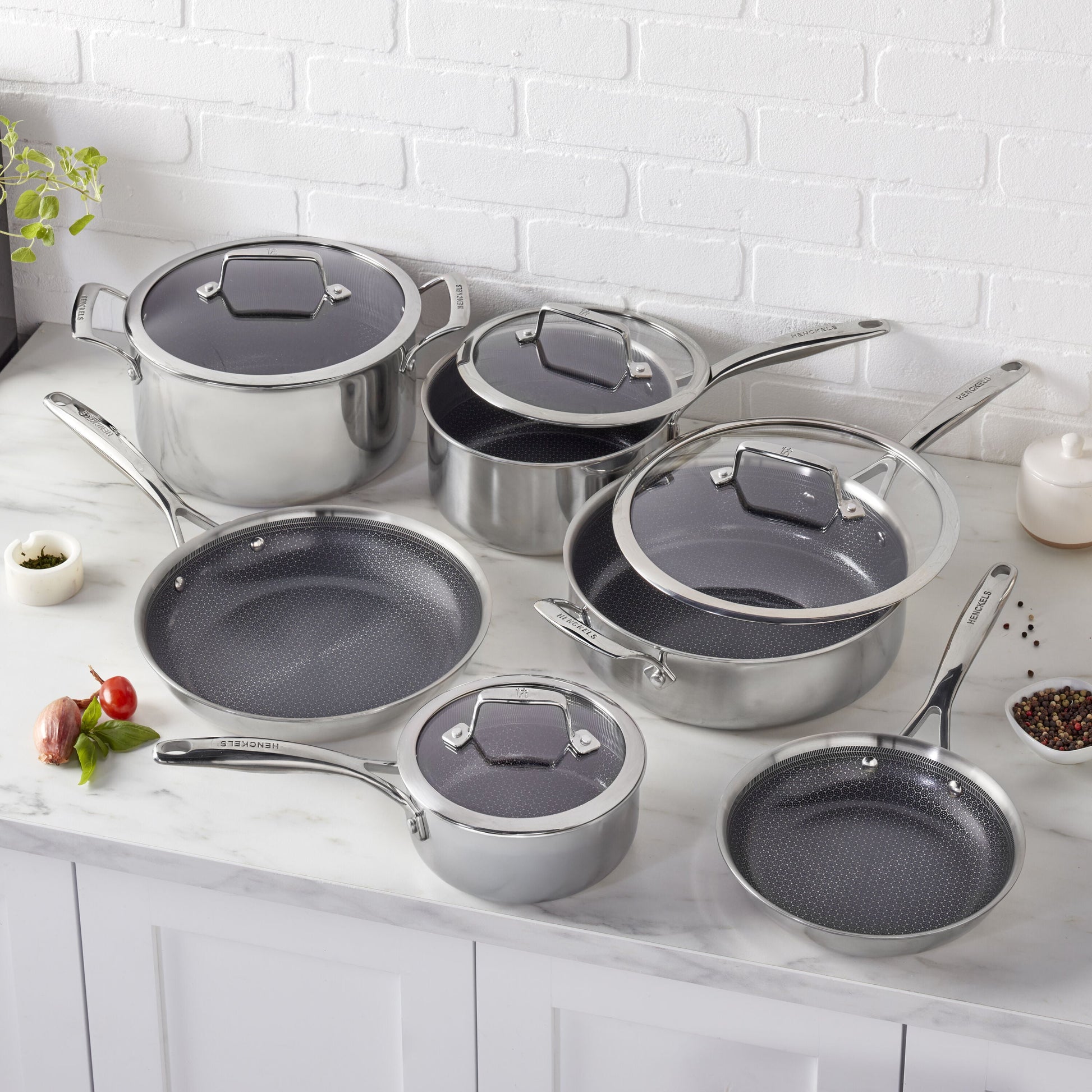 HENCKELS Paradigm Ceramic 10pc Cookware Set Stainless Steel-DECOROLALA