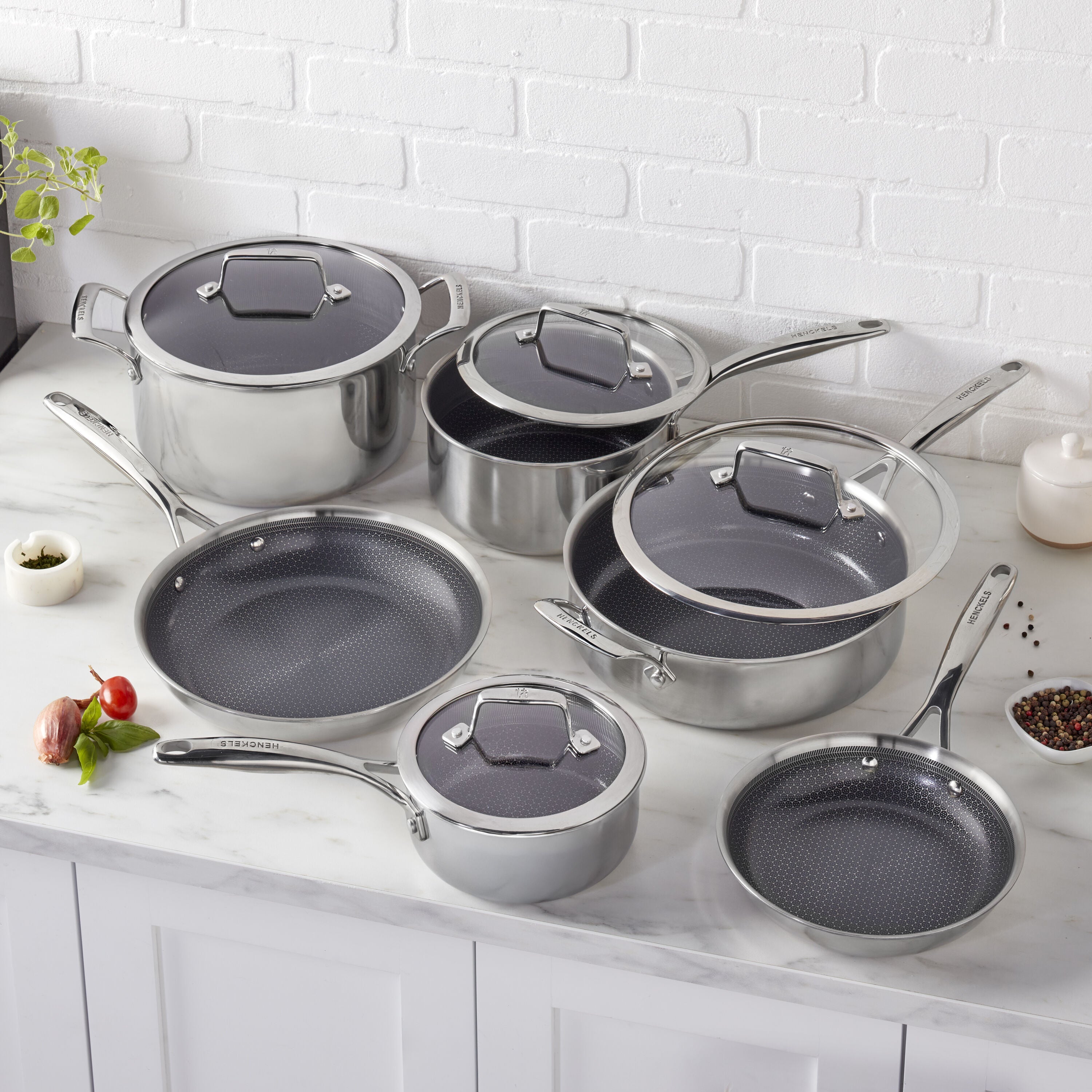 HENCKELS Paradigm Ceramic 10pc Cookware Set Stainless Steel-DECOROLALA