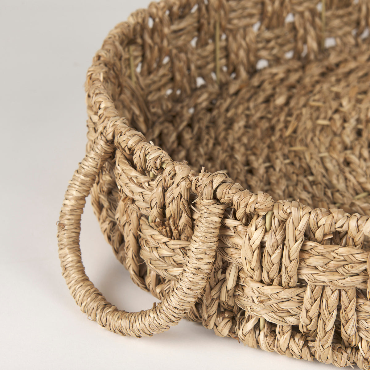 Haini Set of 2 Large Basketweave Seagrass Trays w/ Loop Handles-Trays-DECOROLALA