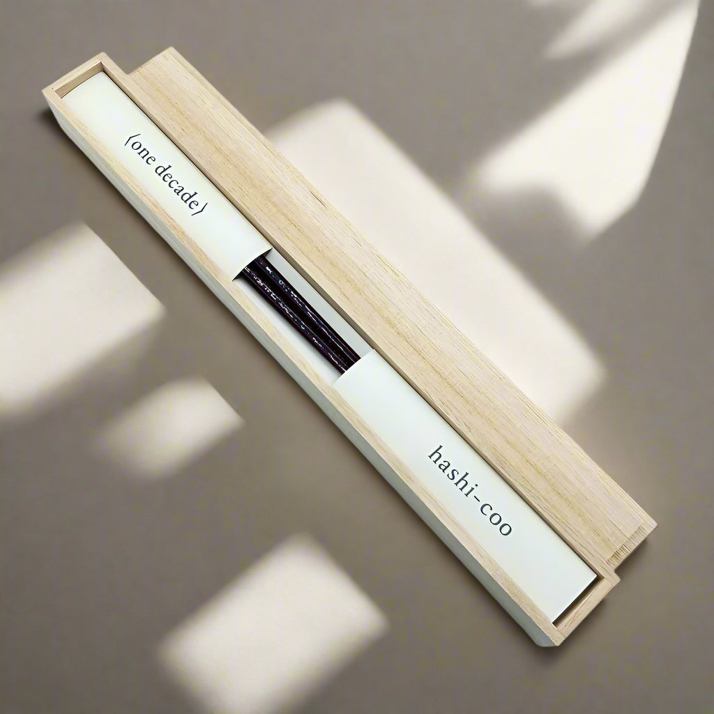 Hashi-Coo Decade Red Octagon Japanese Chopsticks-Tableware-DECOROLALA