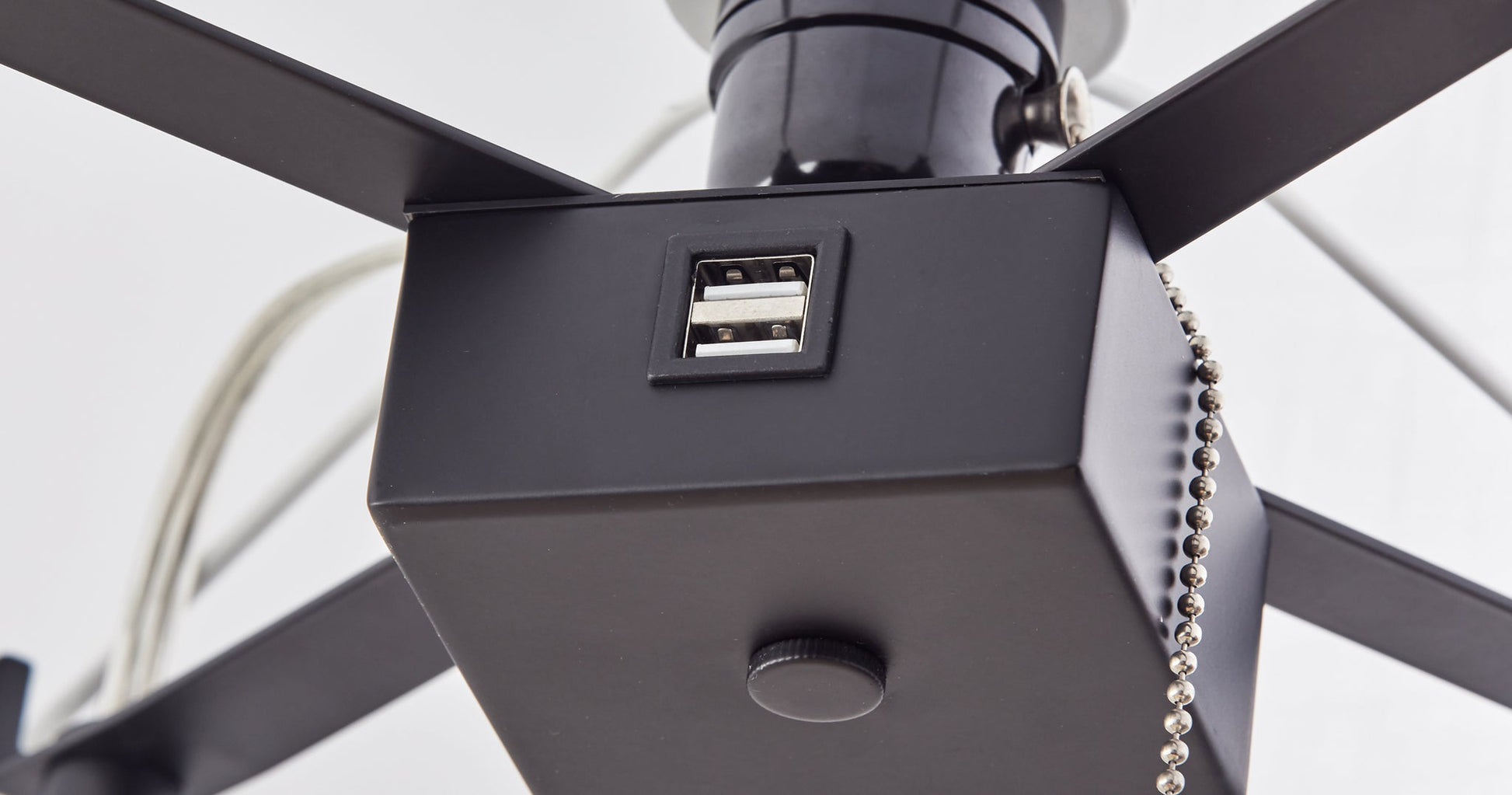 Henry AdessoCharge Shelf Floor Lamp- Natural-Lighting-DECOROLALA