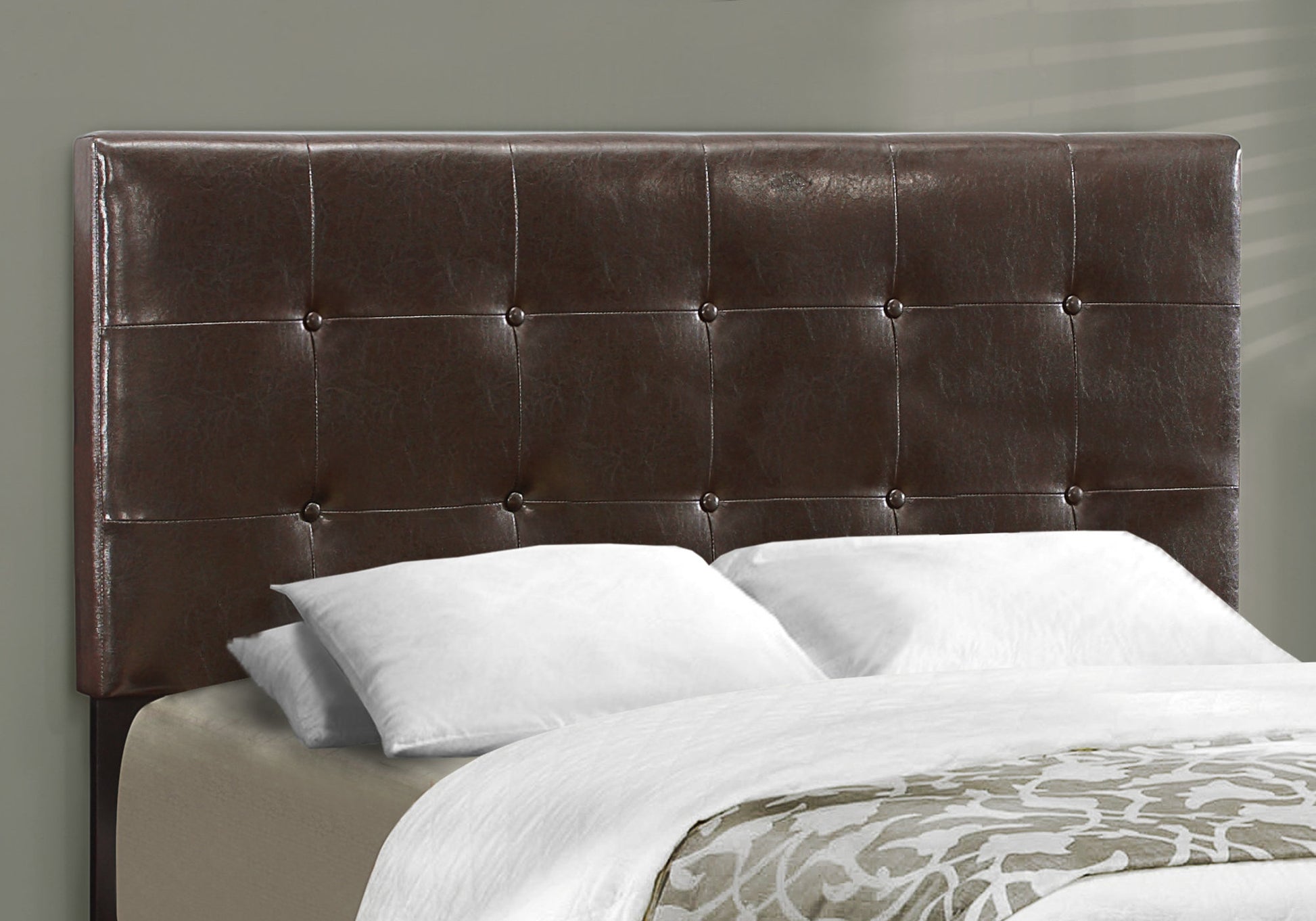 Bed - Full Size / Light Grey Boucle Fabric-Standard Beds-DECOROLALA