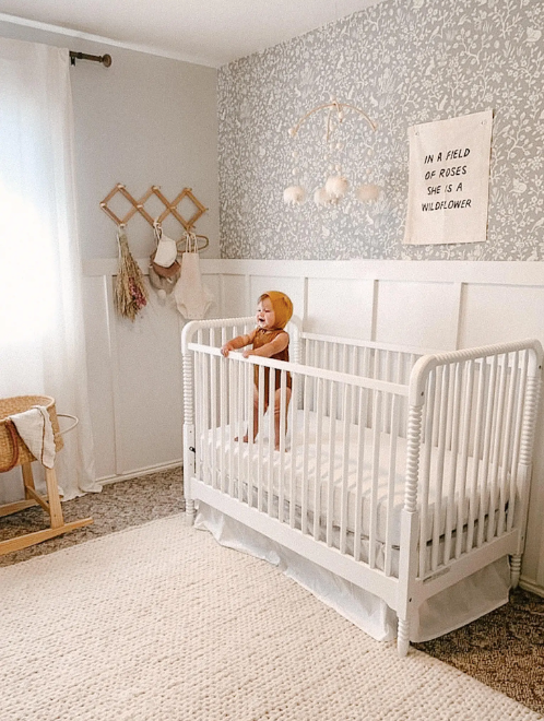 'In a Field of Roses' Banner-Banner-DECOROLALA