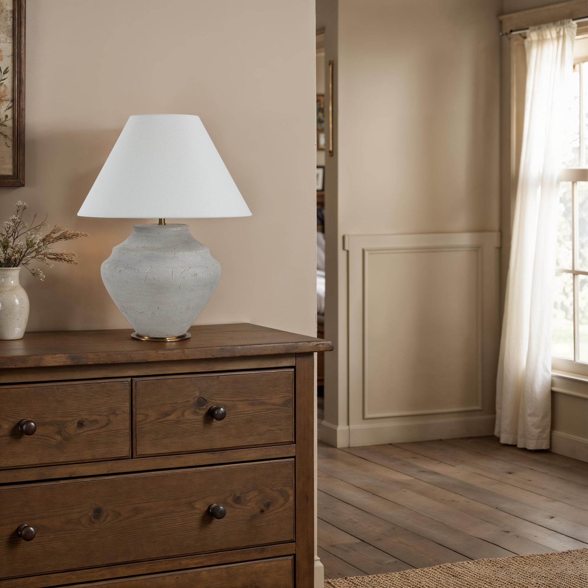Iulia 22.75" Table Lamp, Antique Beige Ceramic-Table Lamp-DECOROLALA