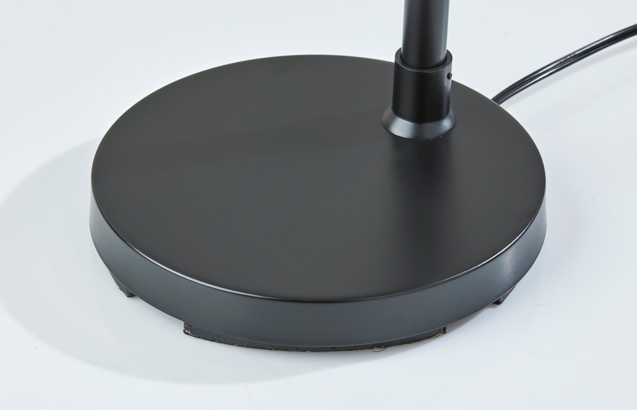 Jace Floor Lamp-Lighting-DECOROLALA