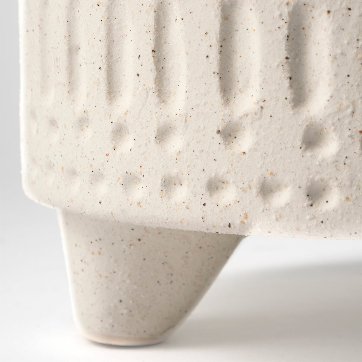 Jacob I Short White Ceramic Smiling Face Vase-Vase-DECOROLALA