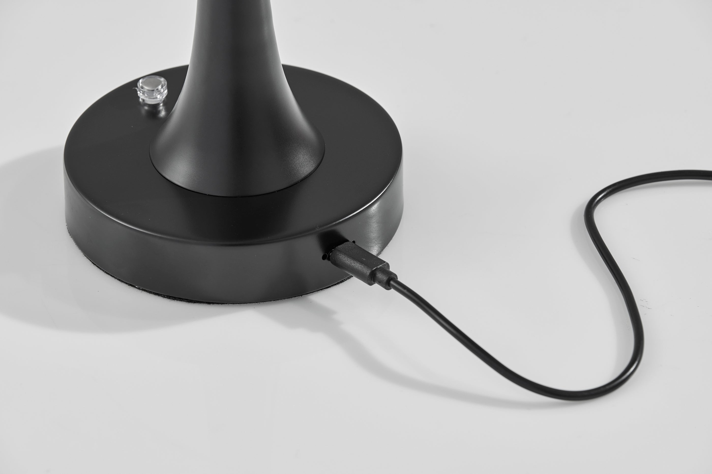 Jimmy LED Cordless Table Lamp-Lighting-DECOROLALA