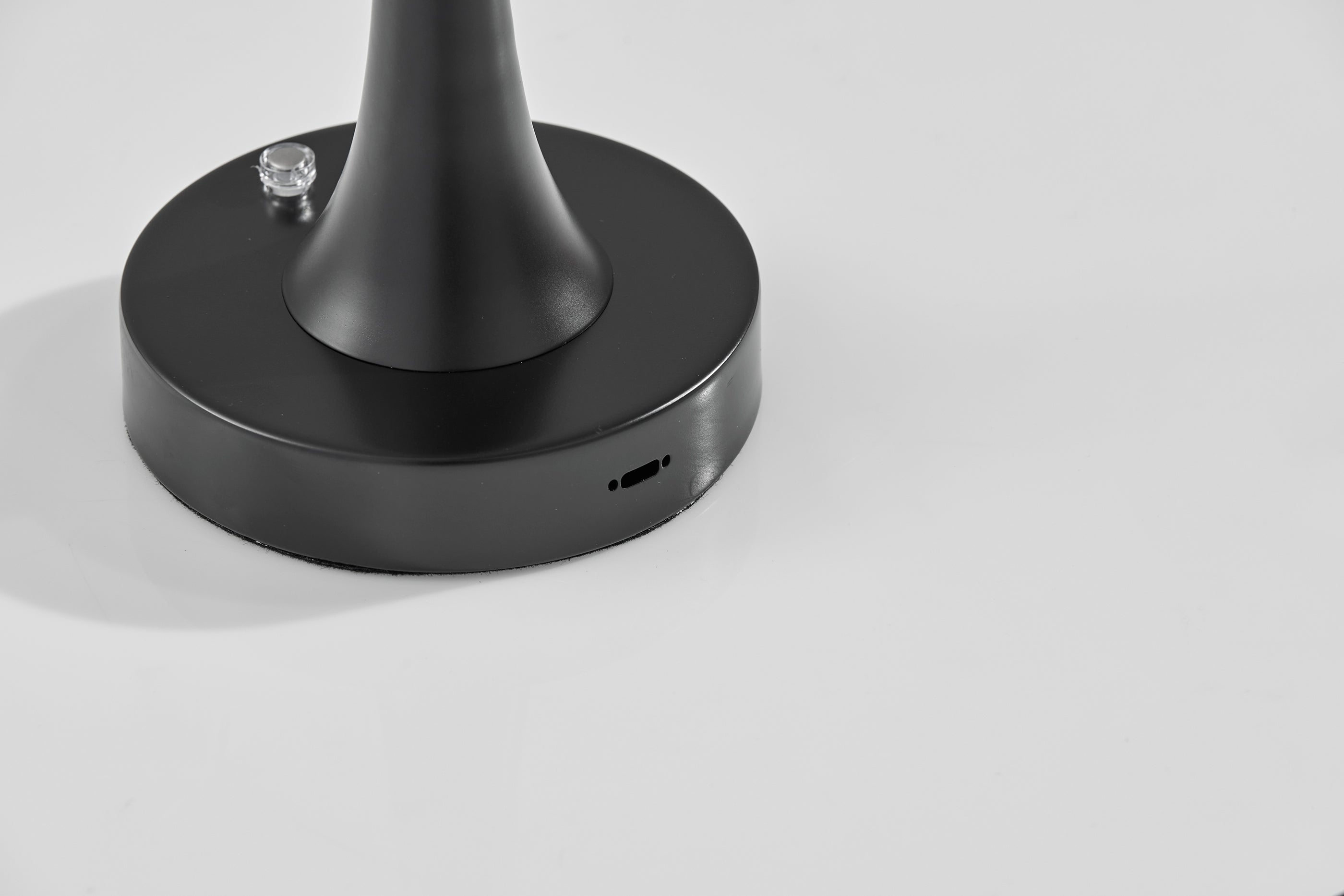 Jimmy LED Cordless Table Lamp-Lighting-DECOROLALA