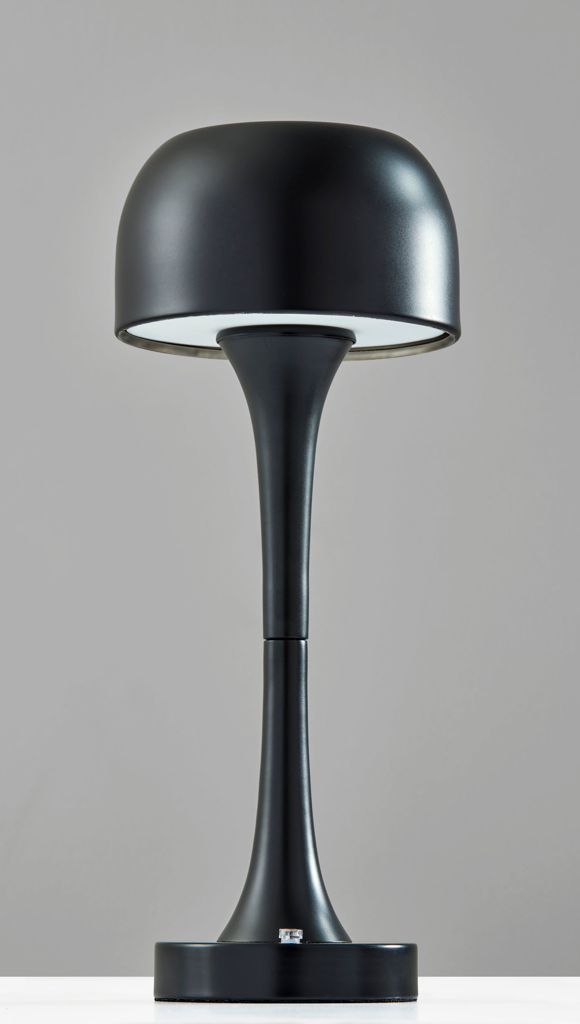 Jimmy LED Cordless Table Lamp-Lighting-DECOROLALA
