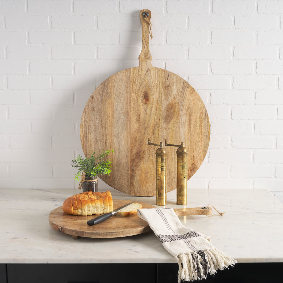 Karana Natural Solid Wood Round Serving Boards-Trays-DECOROLALA