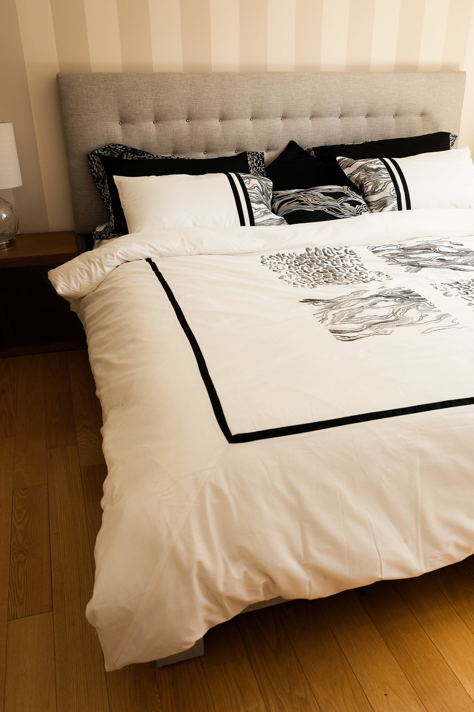 Kenya Embroidered Animal Pattern Cotton 6 pc Duvet Cover Set-Bedding-DECOROLALA