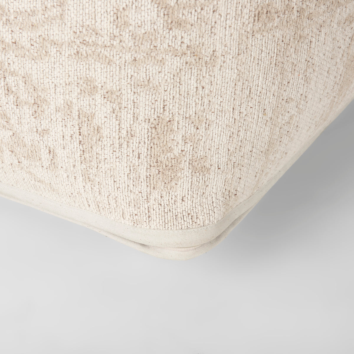 Khloe Large Cream Pouf-Poufs-DECOROLALA