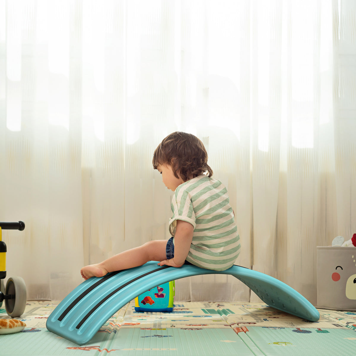 Kids Balance Board - 32.3" Curvy Wobble Board, PE Material-Toys & Games > Baby & Toddler Toys > Kids Gym & Playmats-DECOROLALA