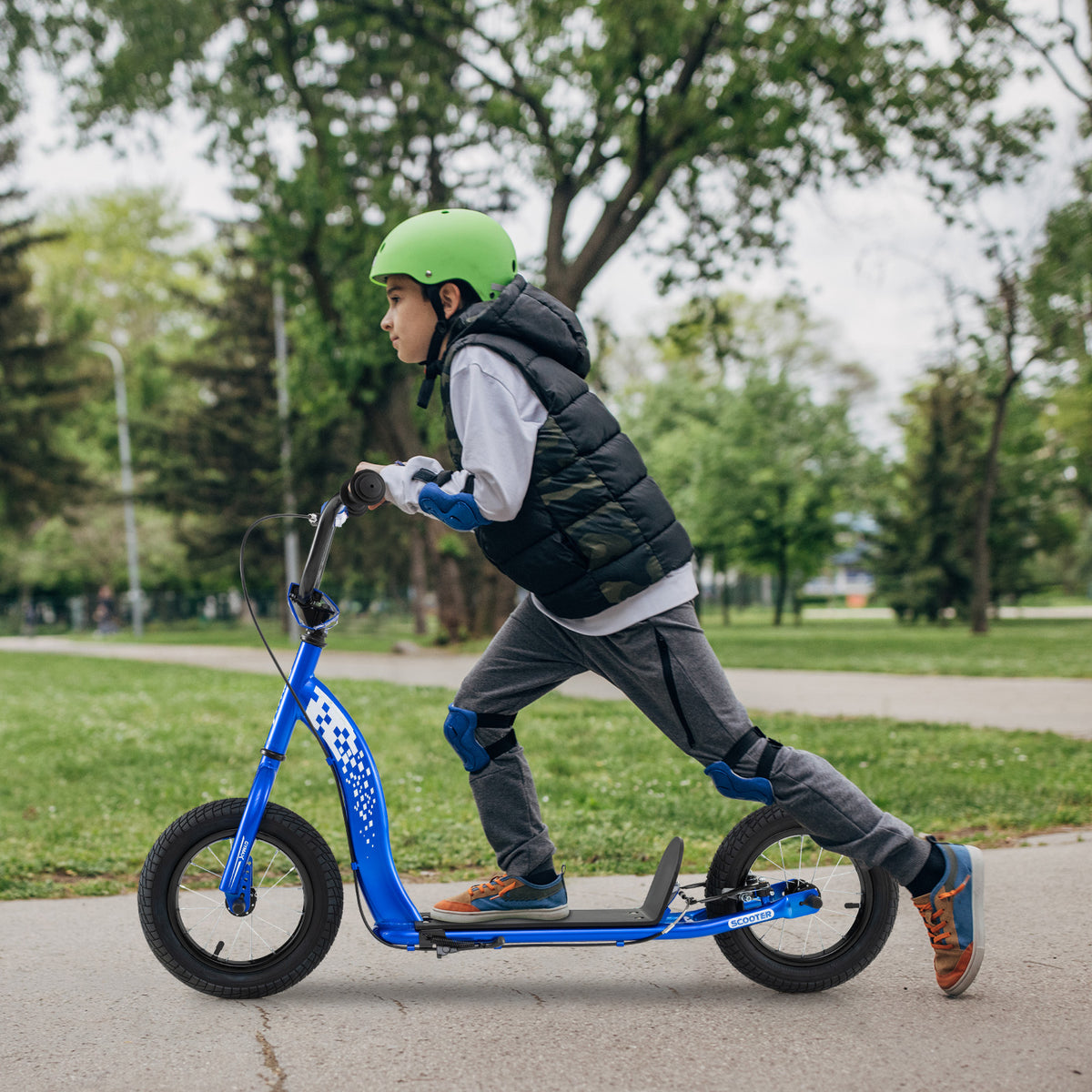 Trottinette pour enfants et adolescents avec guidon réglable en hauteur et roues gonflables de 12 pouces