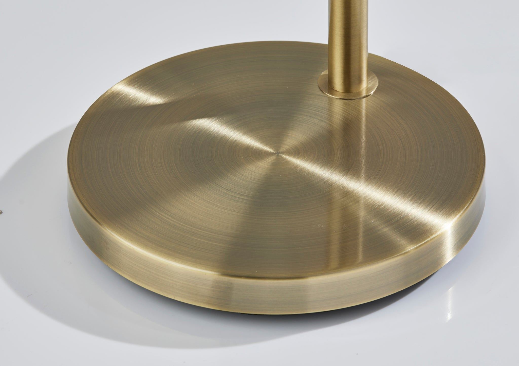 Kieran Floor Lamp-Lighting-DECOROLALA