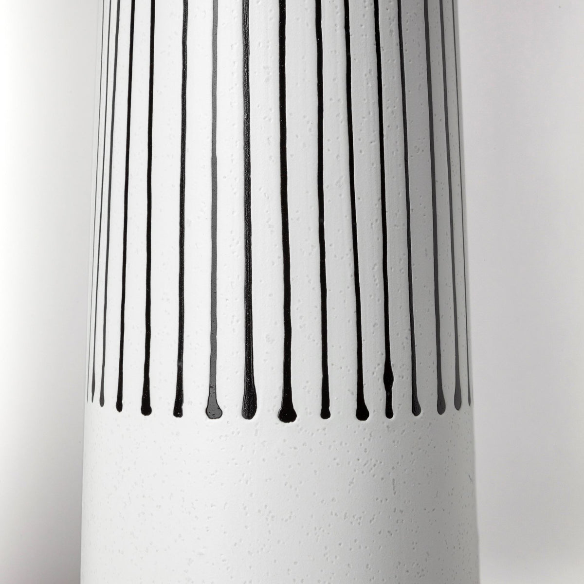 Kira I Small White Pinstripe Ceramic Vase-Vase-DECOROLALA