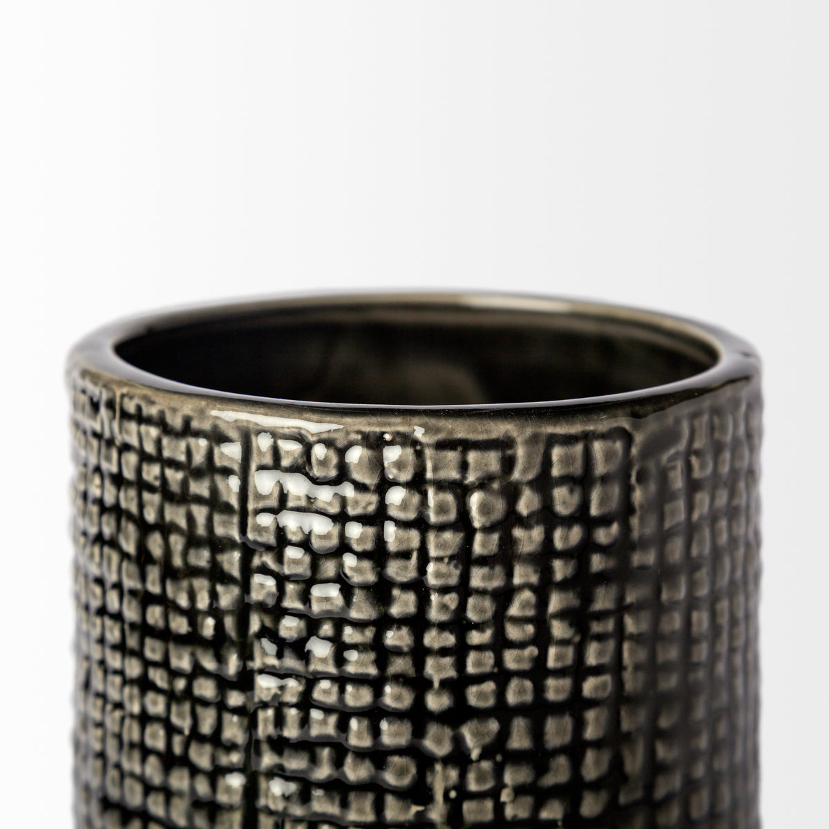 Kona II Medium Black/Gold Ceramic Vase-Vase-DECOROLALA