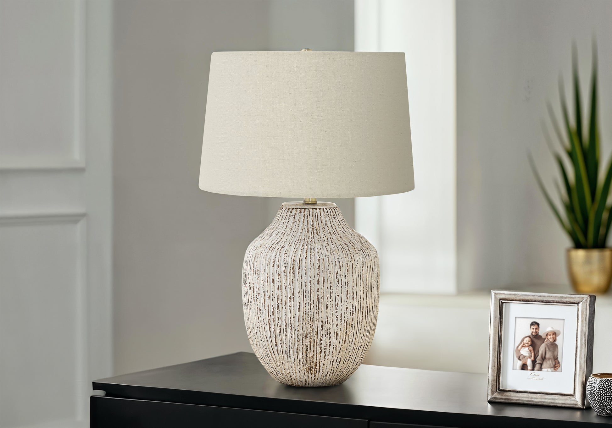 LIGHTING - 26"H TABLE LAMP CREAM CERAMIC / IVORY SHADE-Table-DECOROLALA