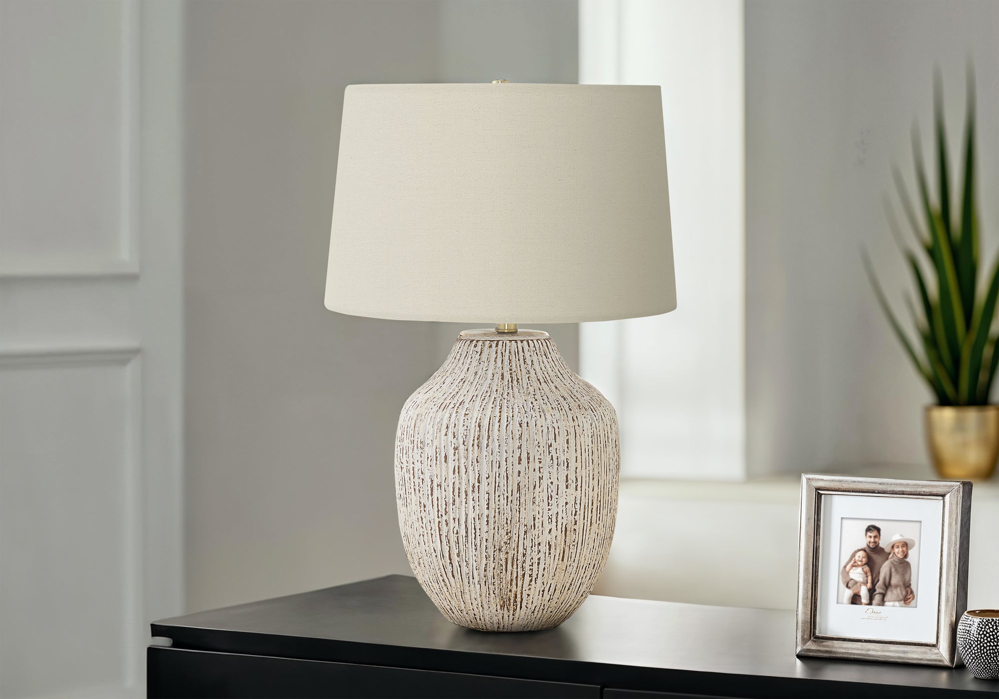 LIGHTING - 26"H TABLE LAMP CREAM CERAMIC / IVORY SHADE-Table-DECOROLALA