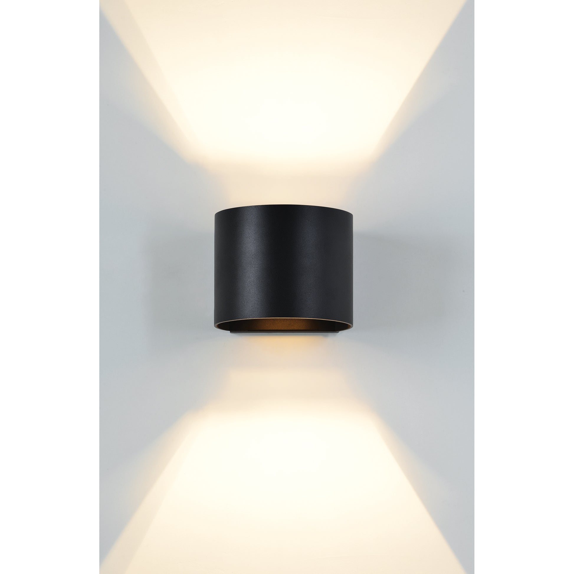 Lark 4.72" Length Wall Sconce, Matte Black-Wall Sconce-DECOROLALA