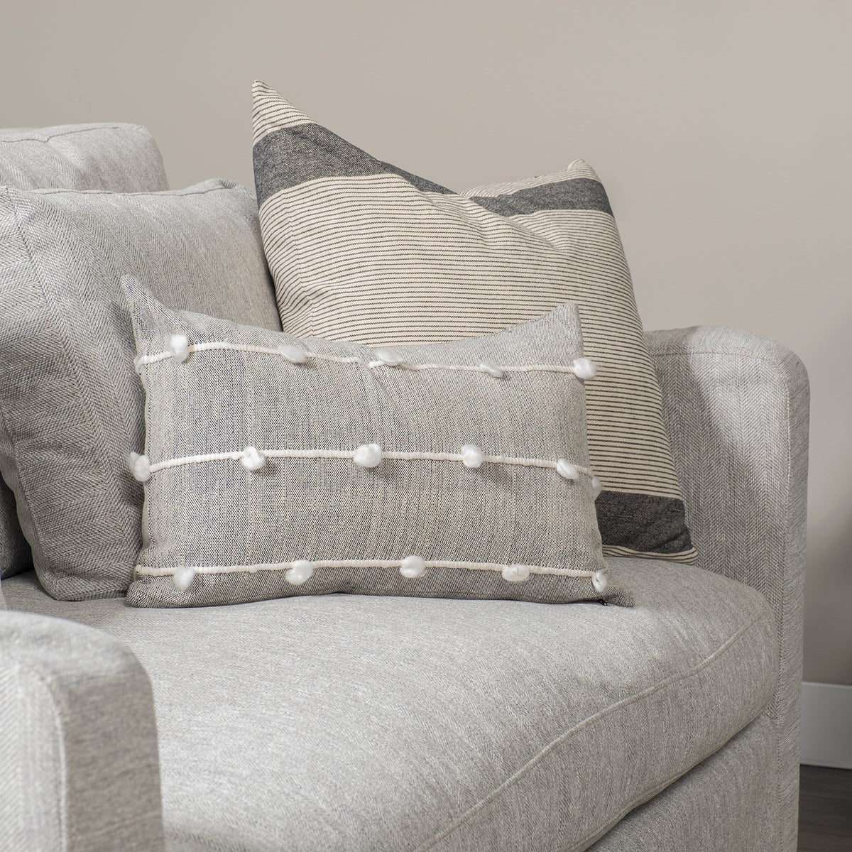 Linda 13x21 Navy And Cream With White Detail Pillow Cover w/Non-Allergen Filler-Decorative Pillows-DECOROLALA