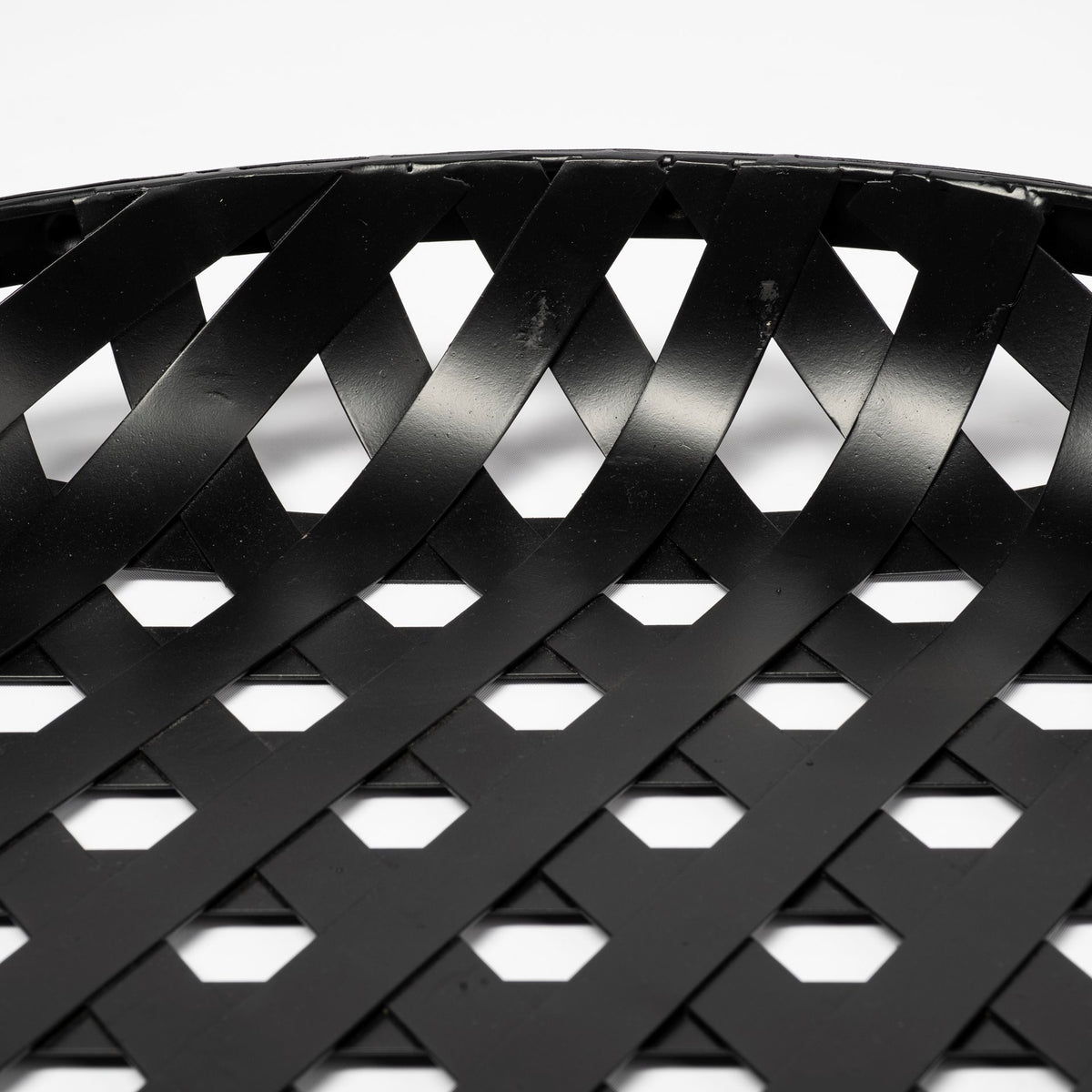 Lito (Set of 2) Black Woven Metal Round Serving Trays-Trays-DECOROLALA