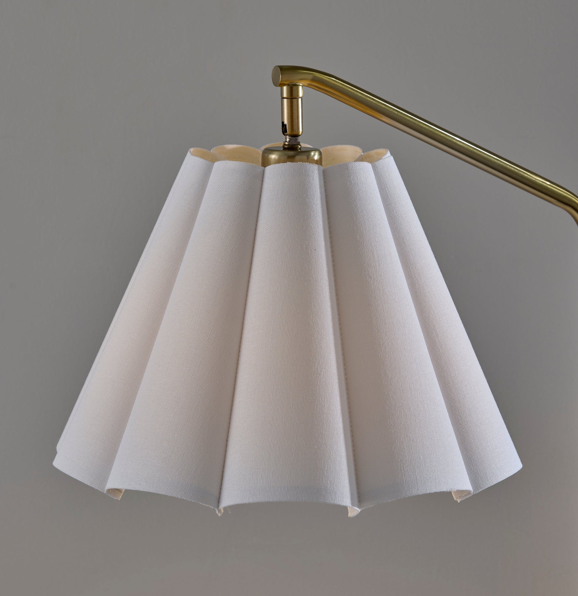 Lyra Floor Lamp-Lighting-DECOROLALA