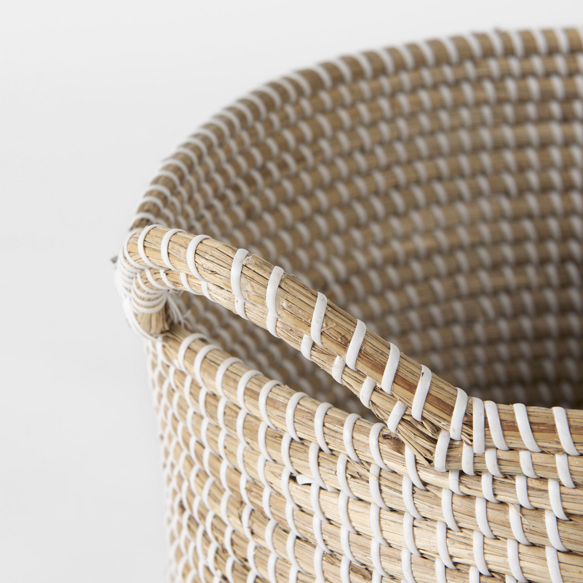 Maddie (Set of 3) Light Brown W/White Dipped Seagrass Round Basket W/ Handles-Decorative Baskets-DECOROLALA