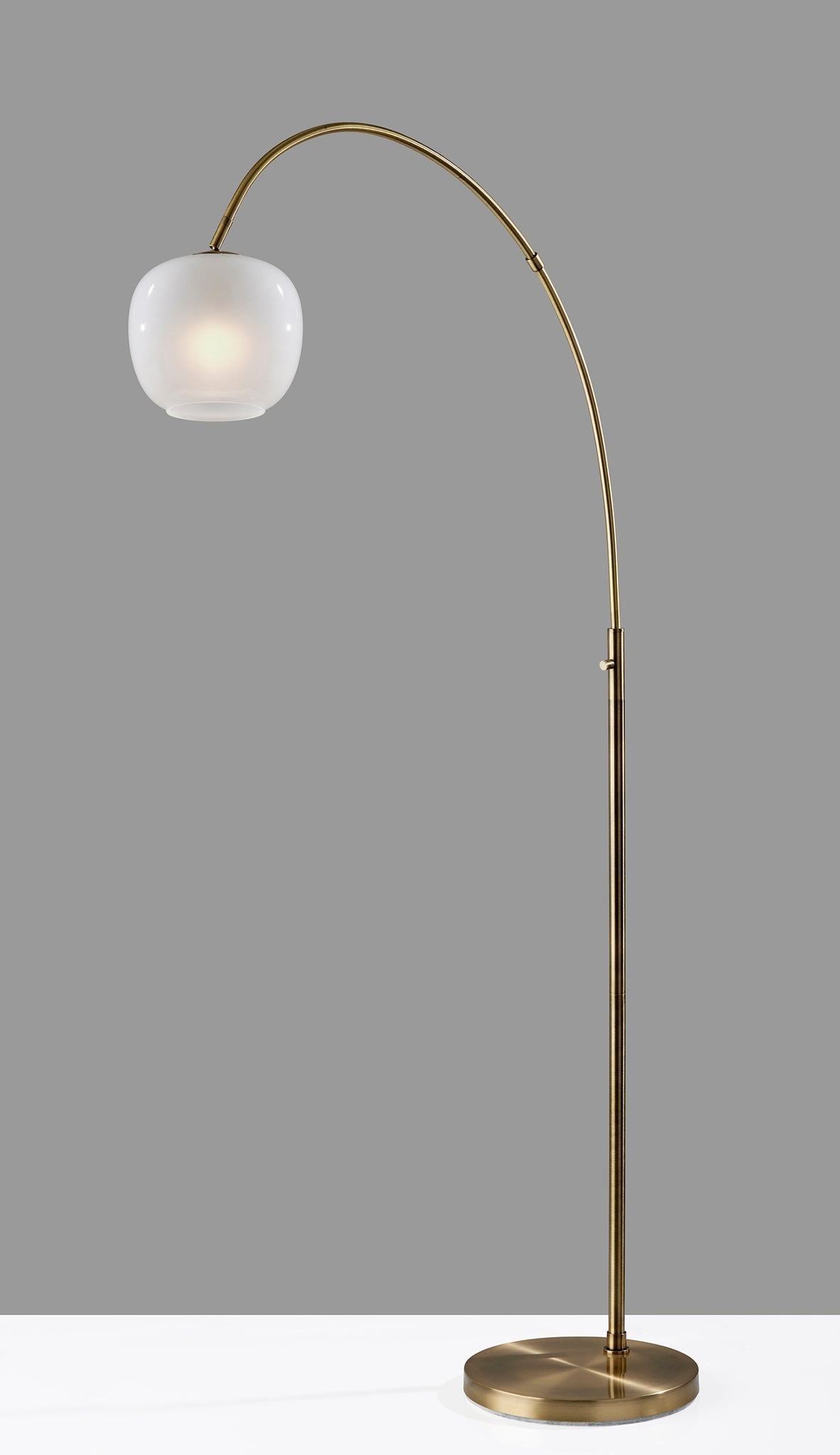 Magnolia Arc Lamp 72" Brass - 39.5" Reach-Lighting-DECOROLALA
