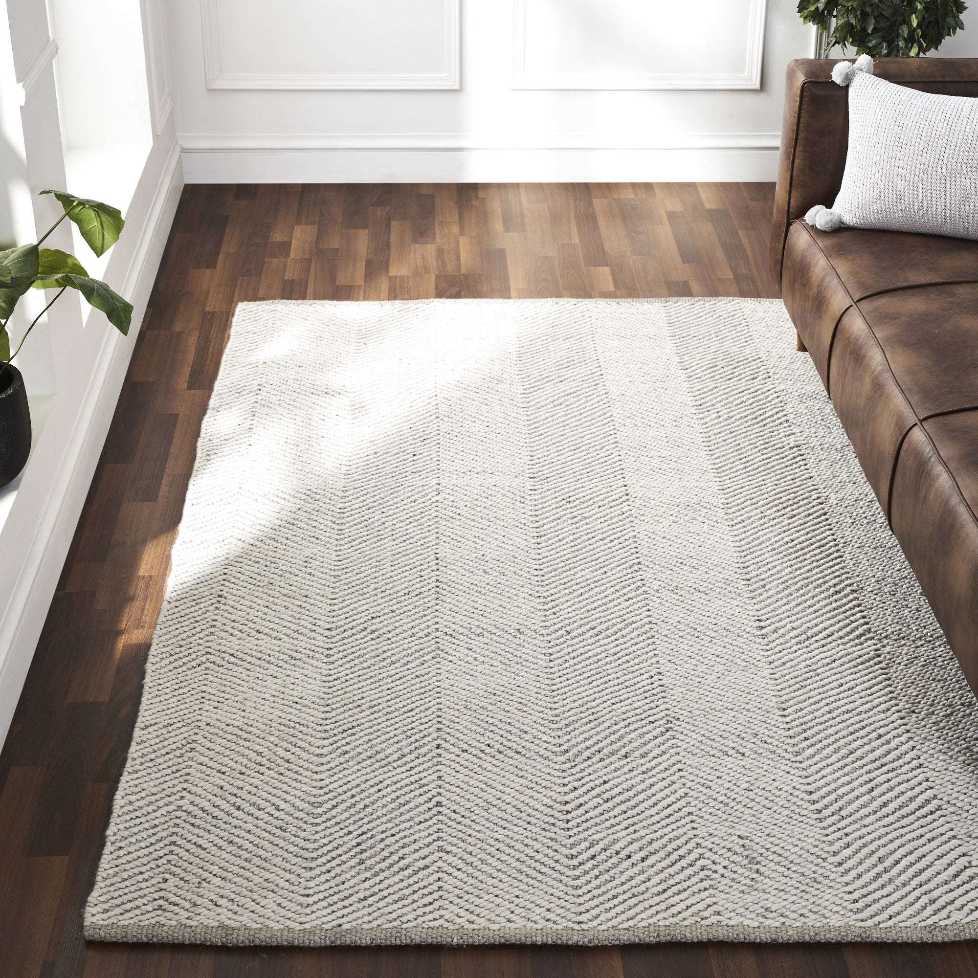 Malur Handwoven Wool Blend Indoor Rug-Indoor Rug-DECOROLALA