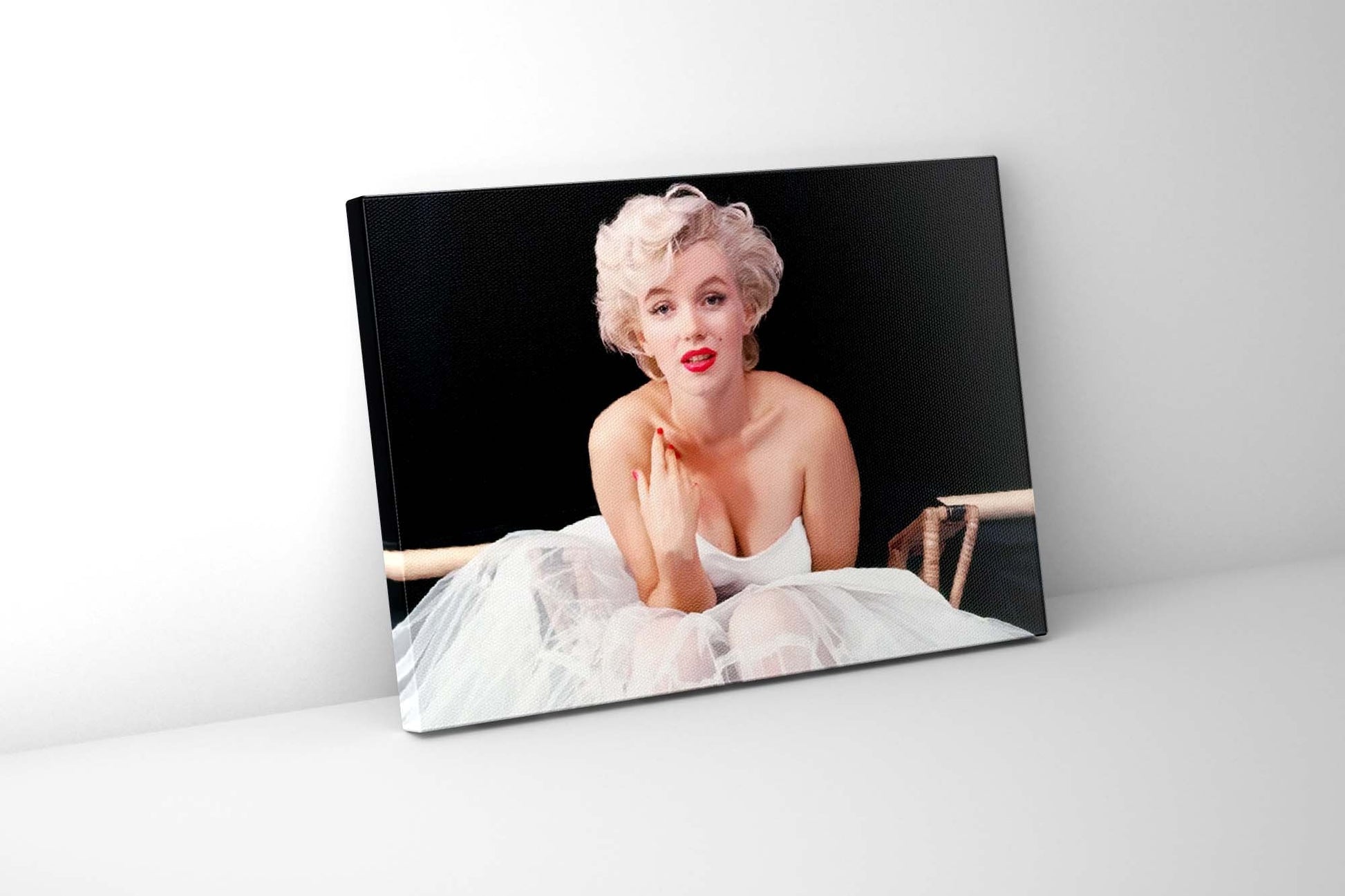 Marilyn in White Dress-Wall art decor-Fine Art-Diamond varnish-Wall Art-DECOROLALA