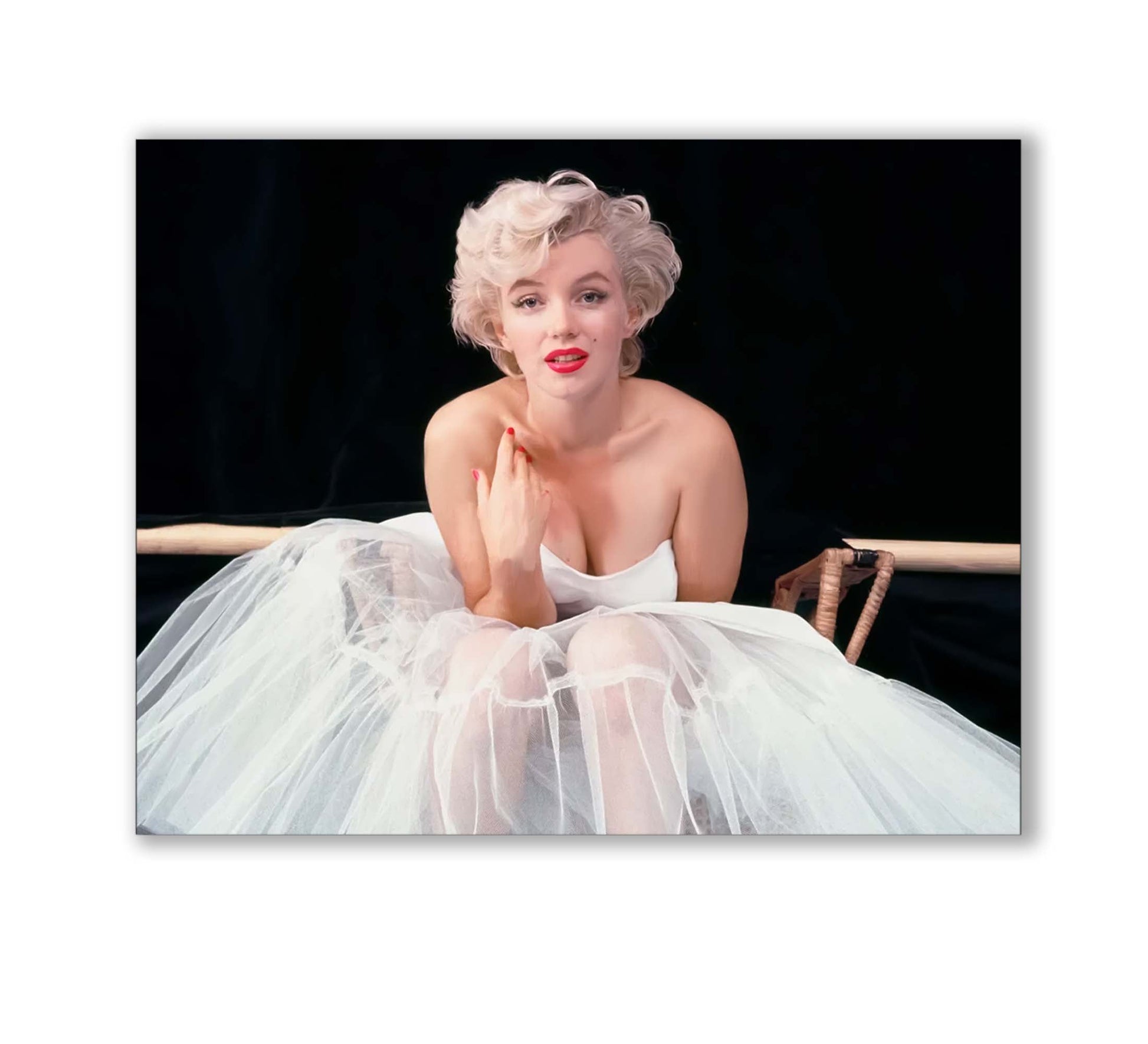 Marilyn in White Dress-Wall art decor-Fine Art-Diamond varnish-Wall Art-DECOROLALA