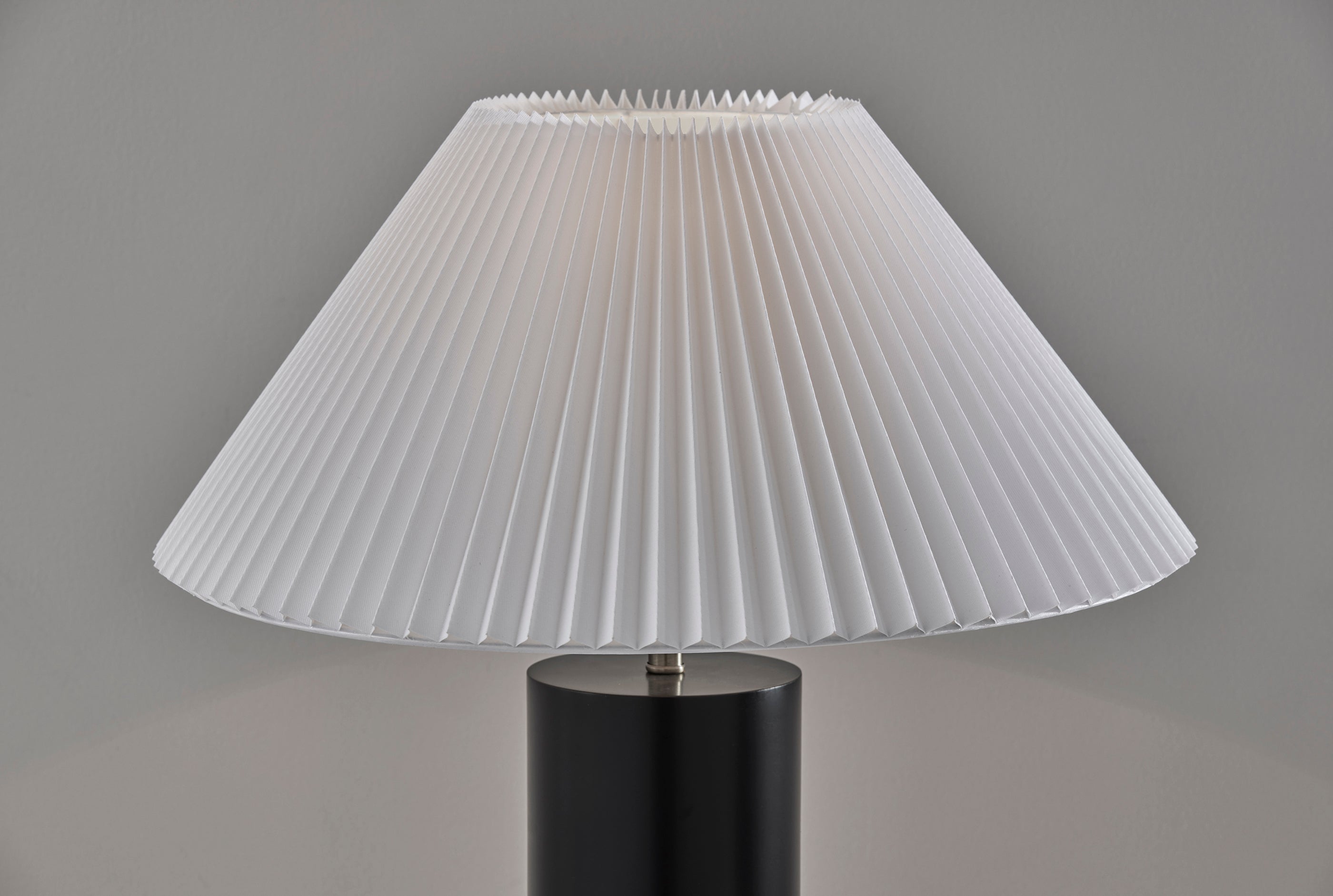 Marta 25.5" Table Lamp - Black Wood White Shade-Lighting-DECOROLALA